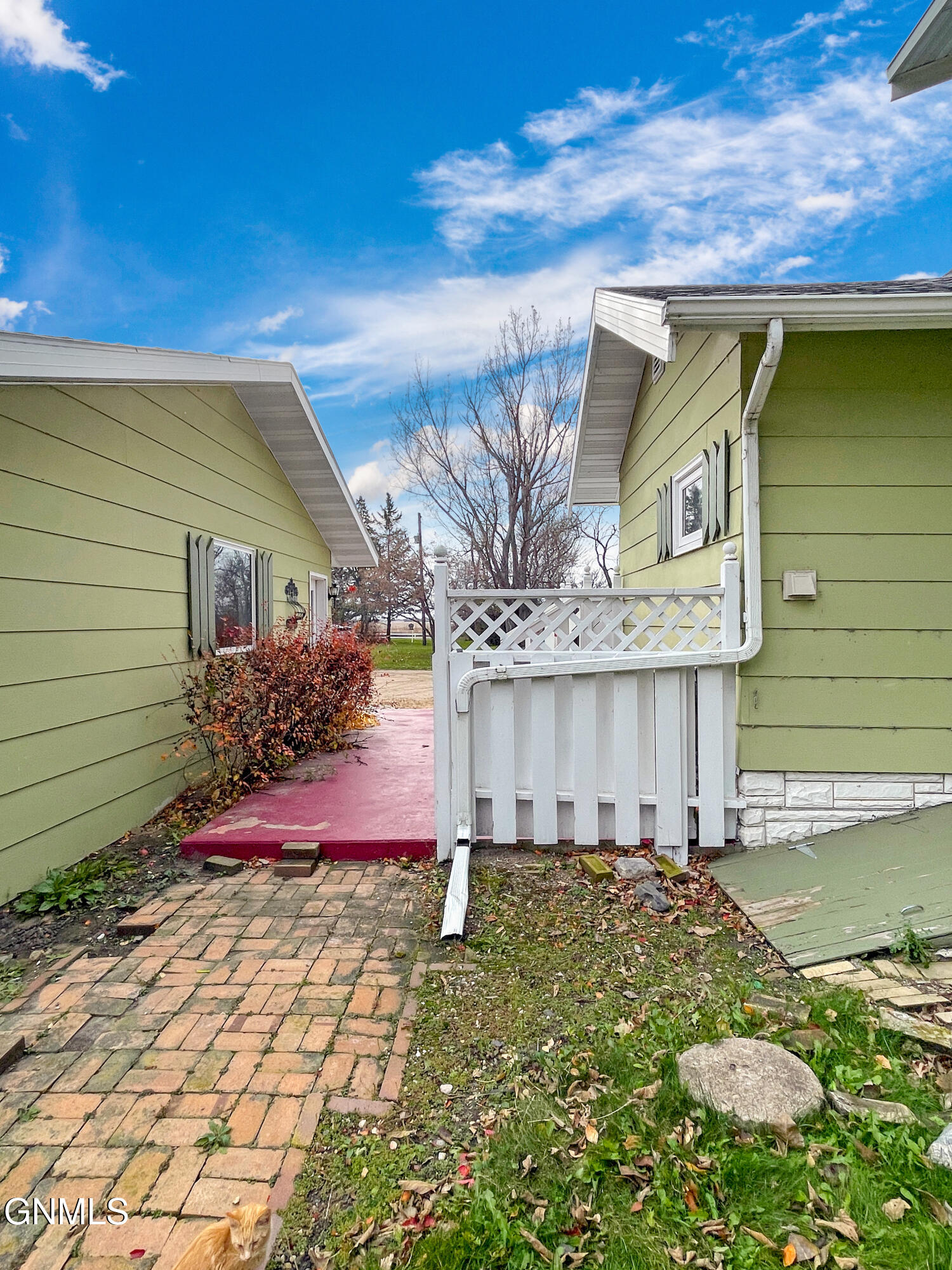 property viewer photo 50