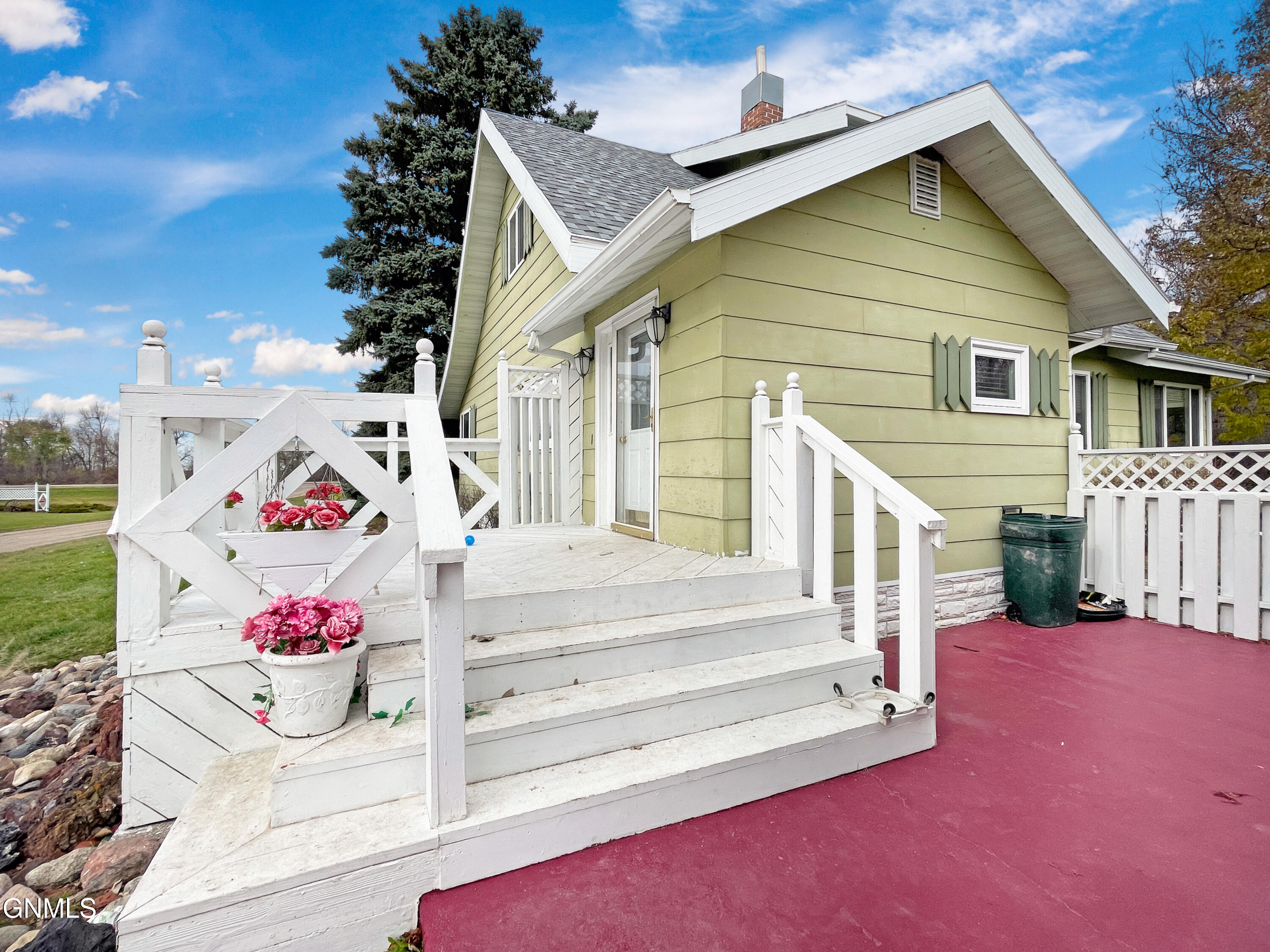 property viewer photo 7