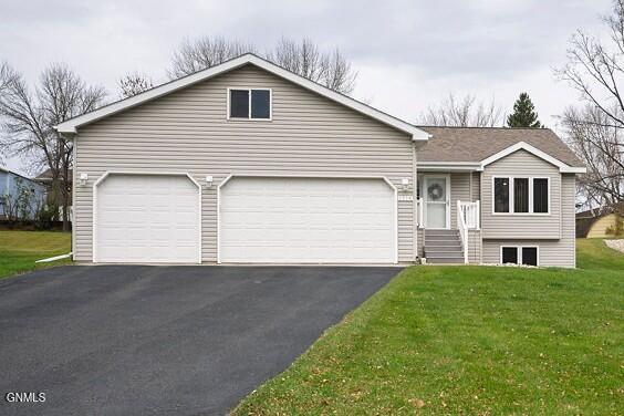main property photo 0