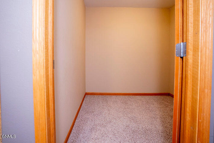 property viewer photo 44
