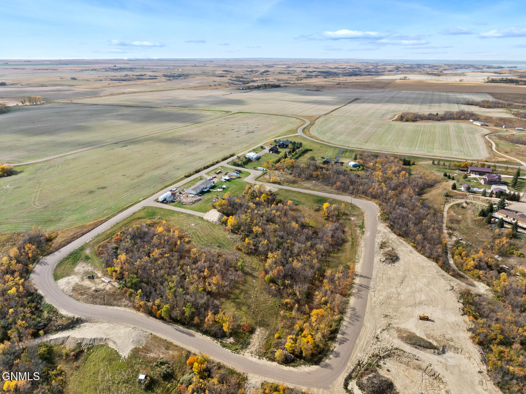 main property photo 7