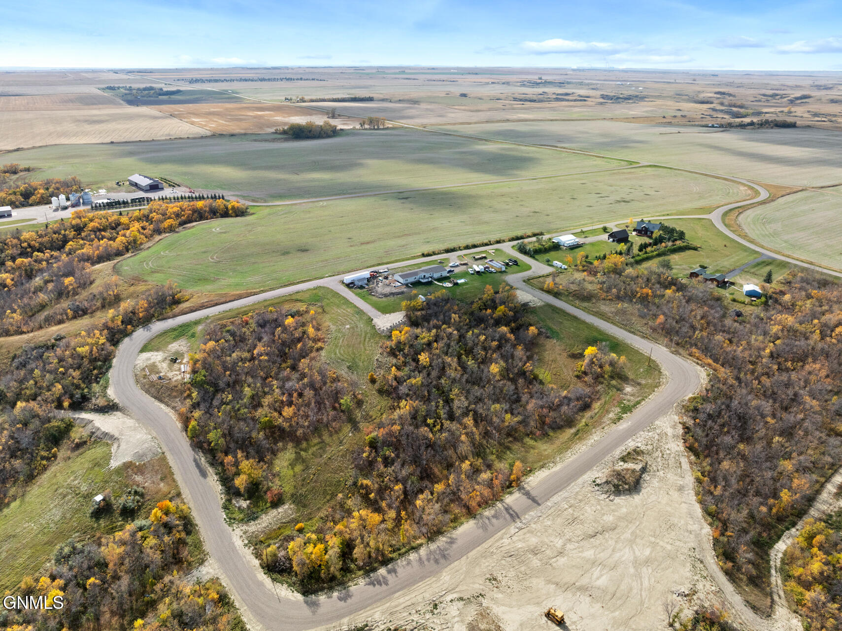 main property photo 8