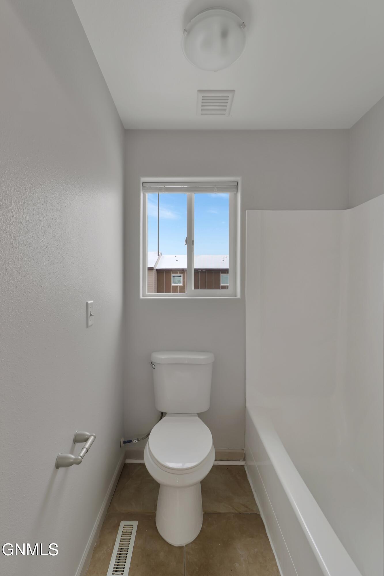 property viewer photo 14