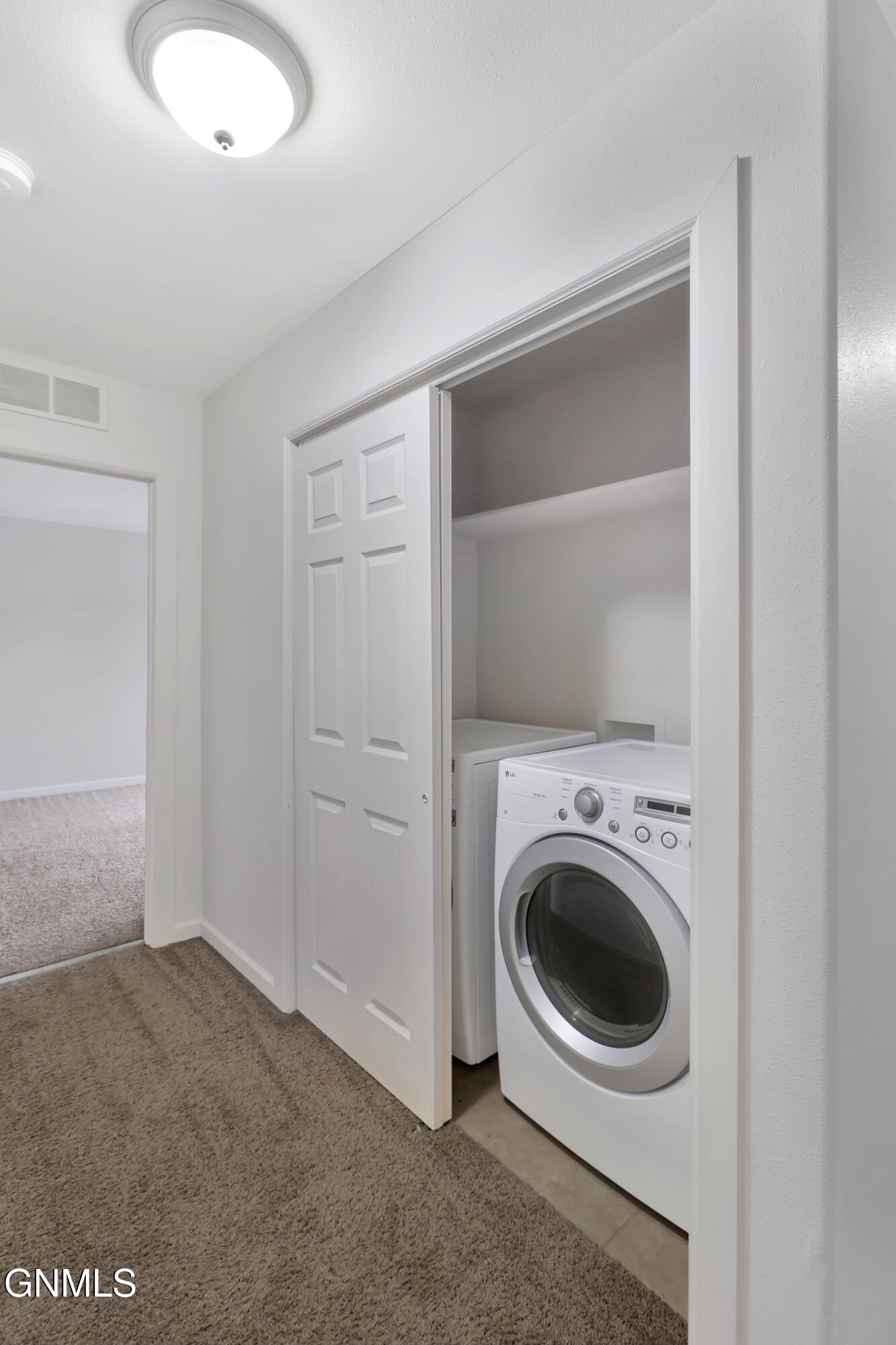 property viewer photo 9