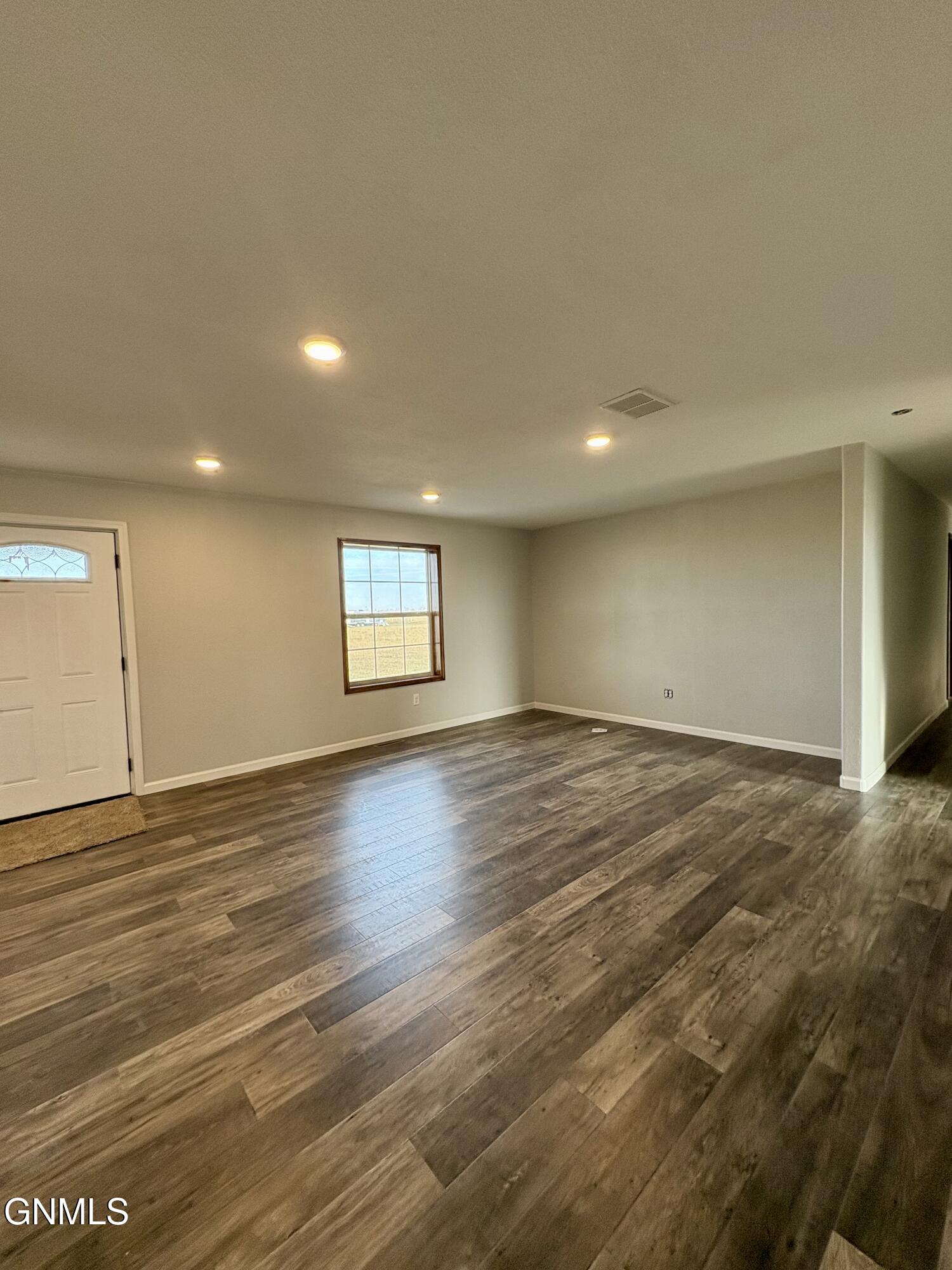 property viewer photo 10