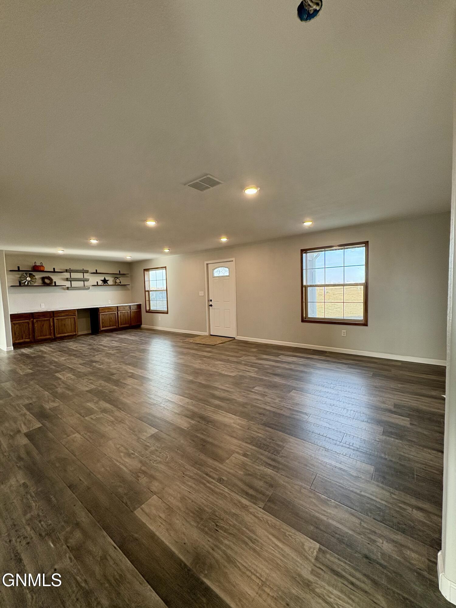 property viewer photo 11