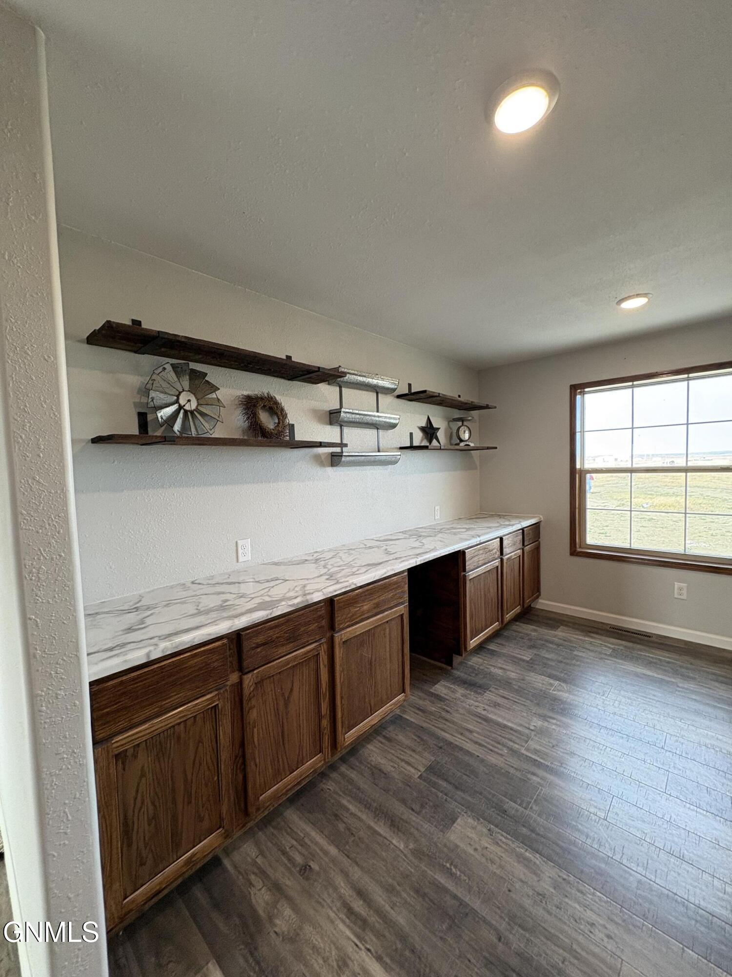 property viewer photo 14