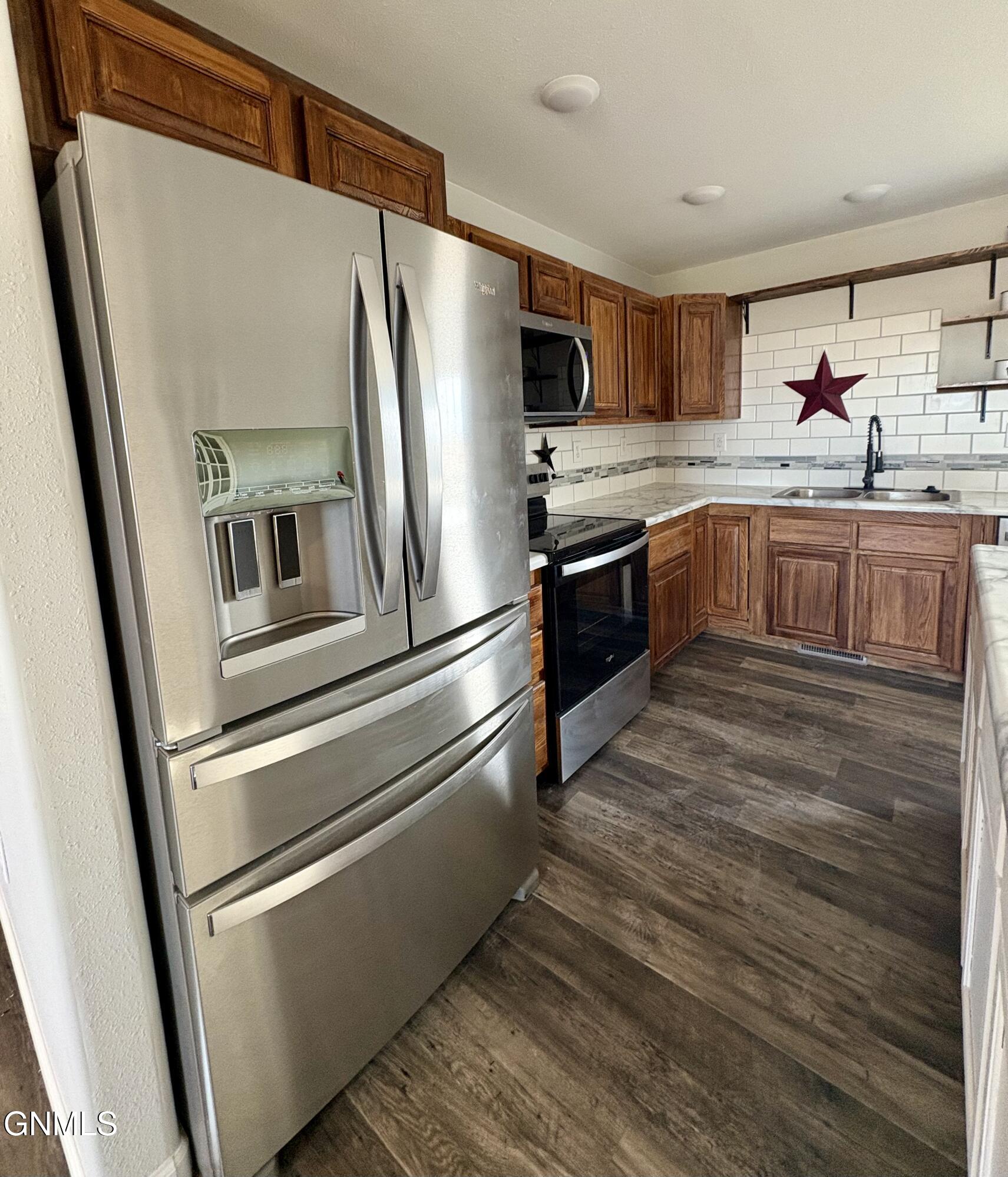 property viewer photo 21