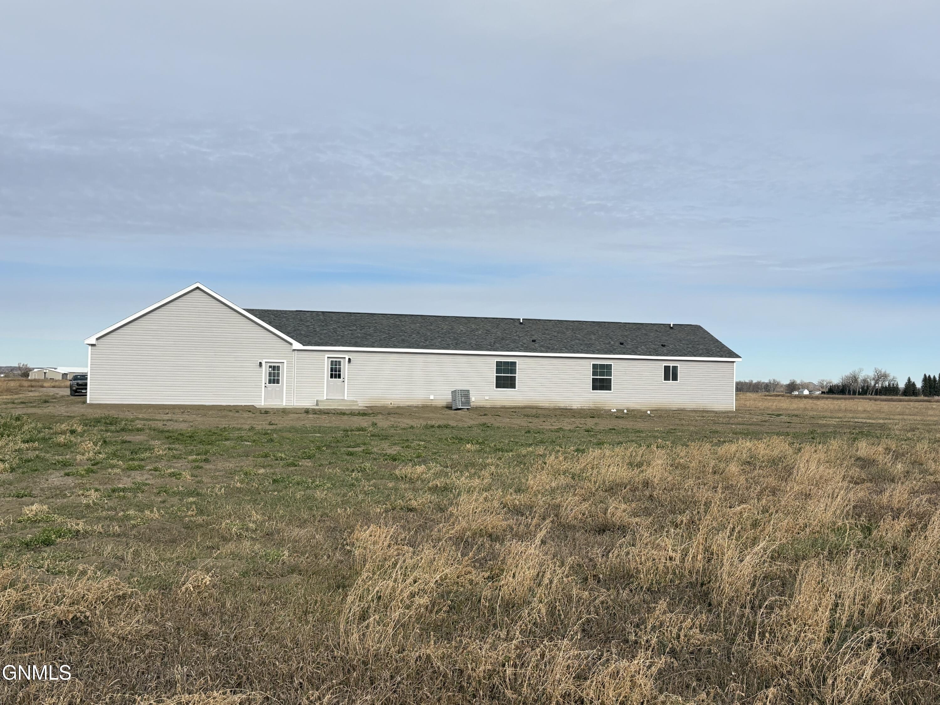 property viewer photo 3