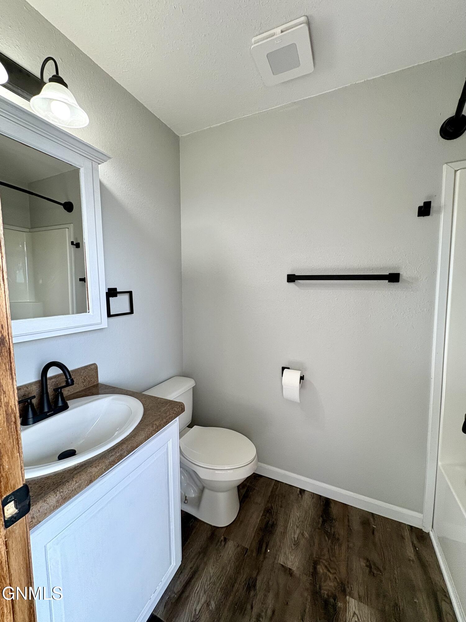 property viewer photo 33