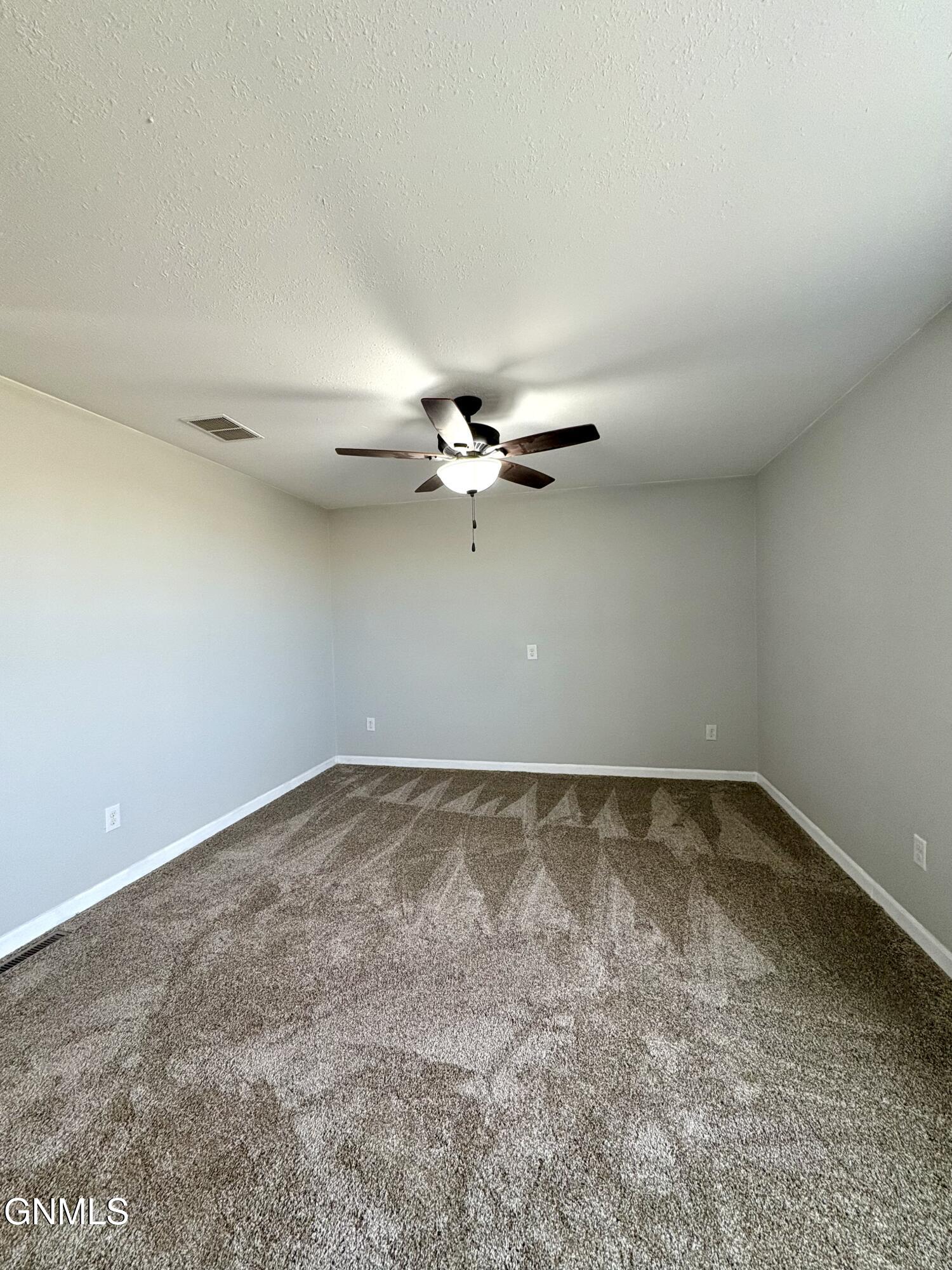property viewer photo 36