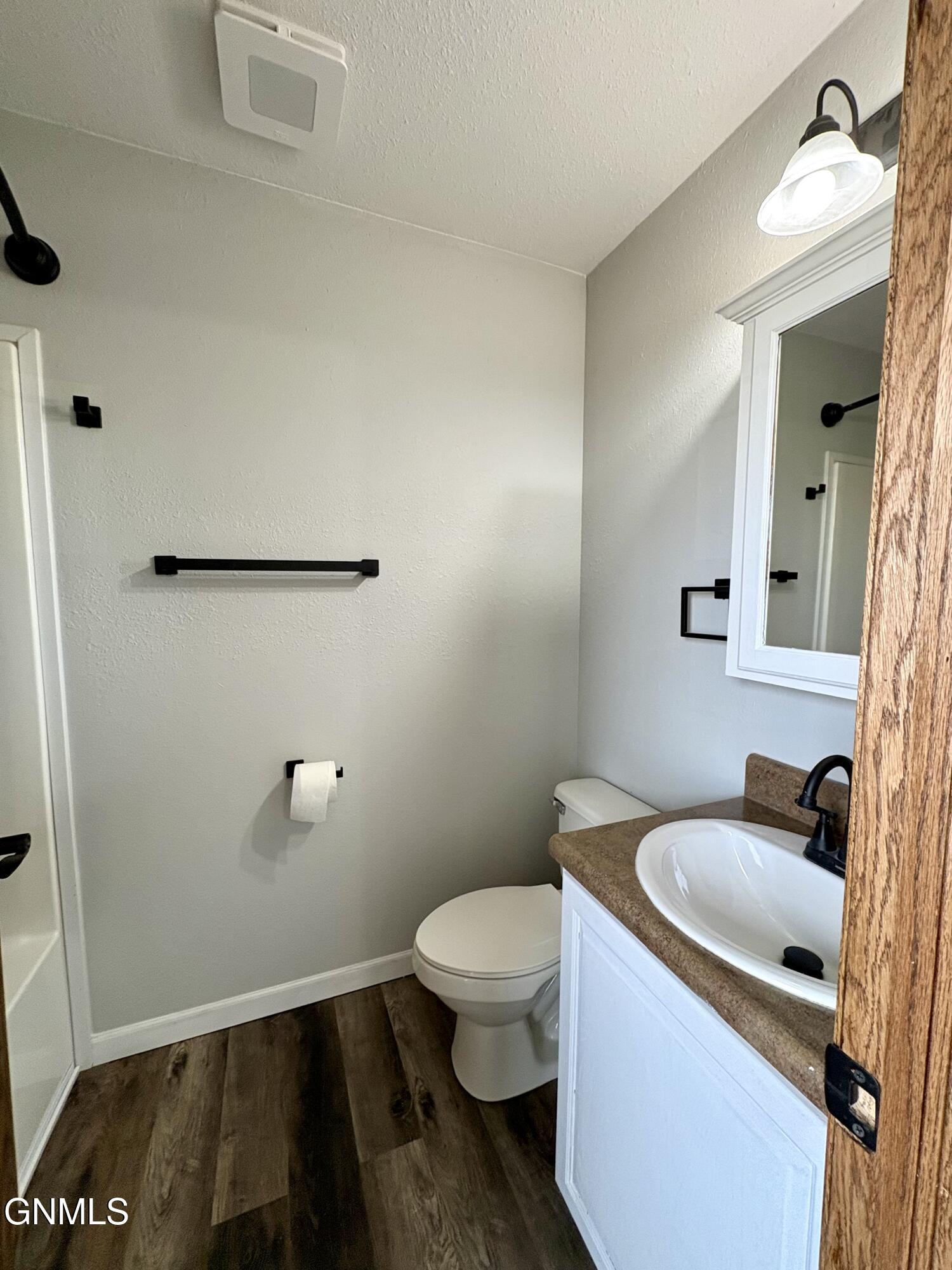 property viewer photo 40