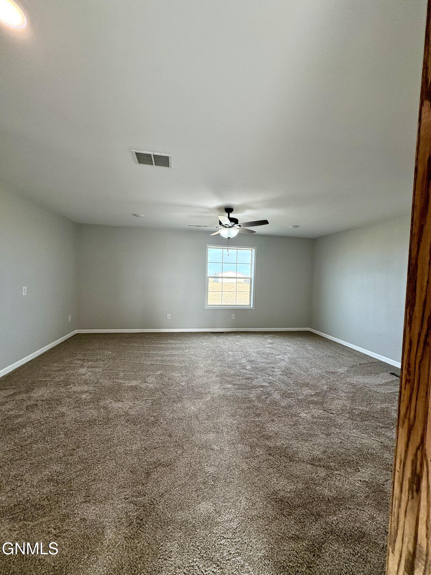 property viewer photo 43