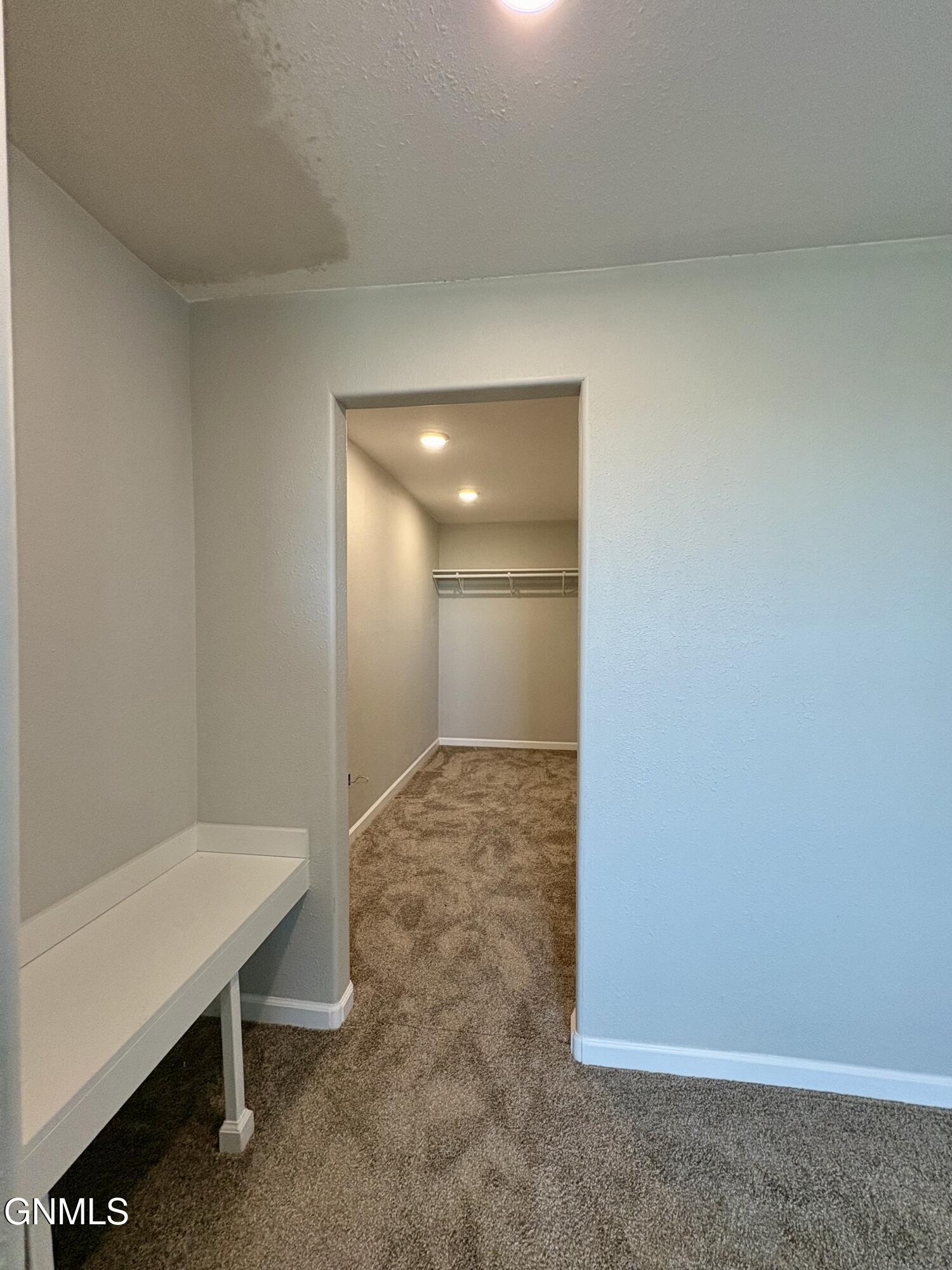property viewer photo 45