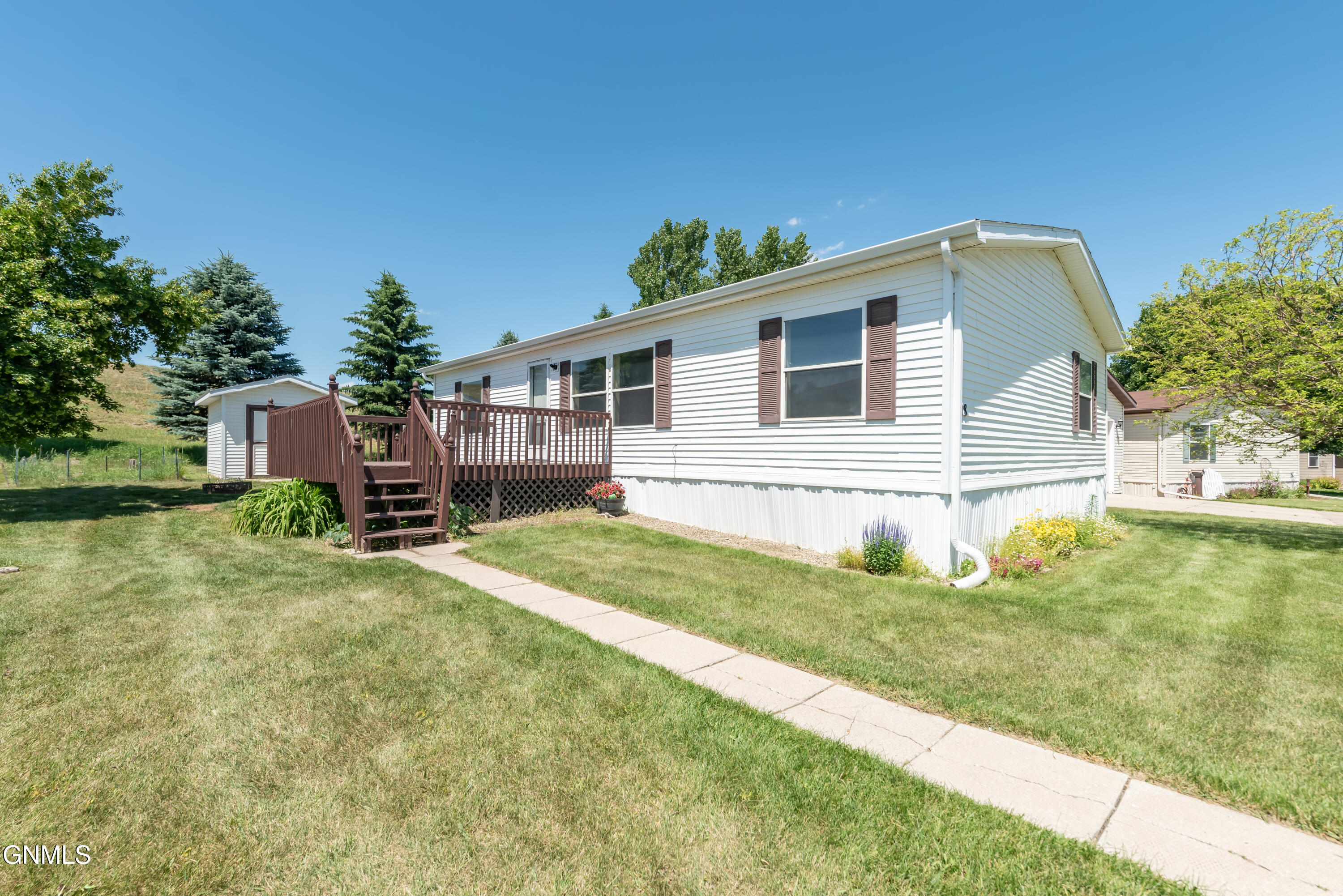 property viewer photo 1