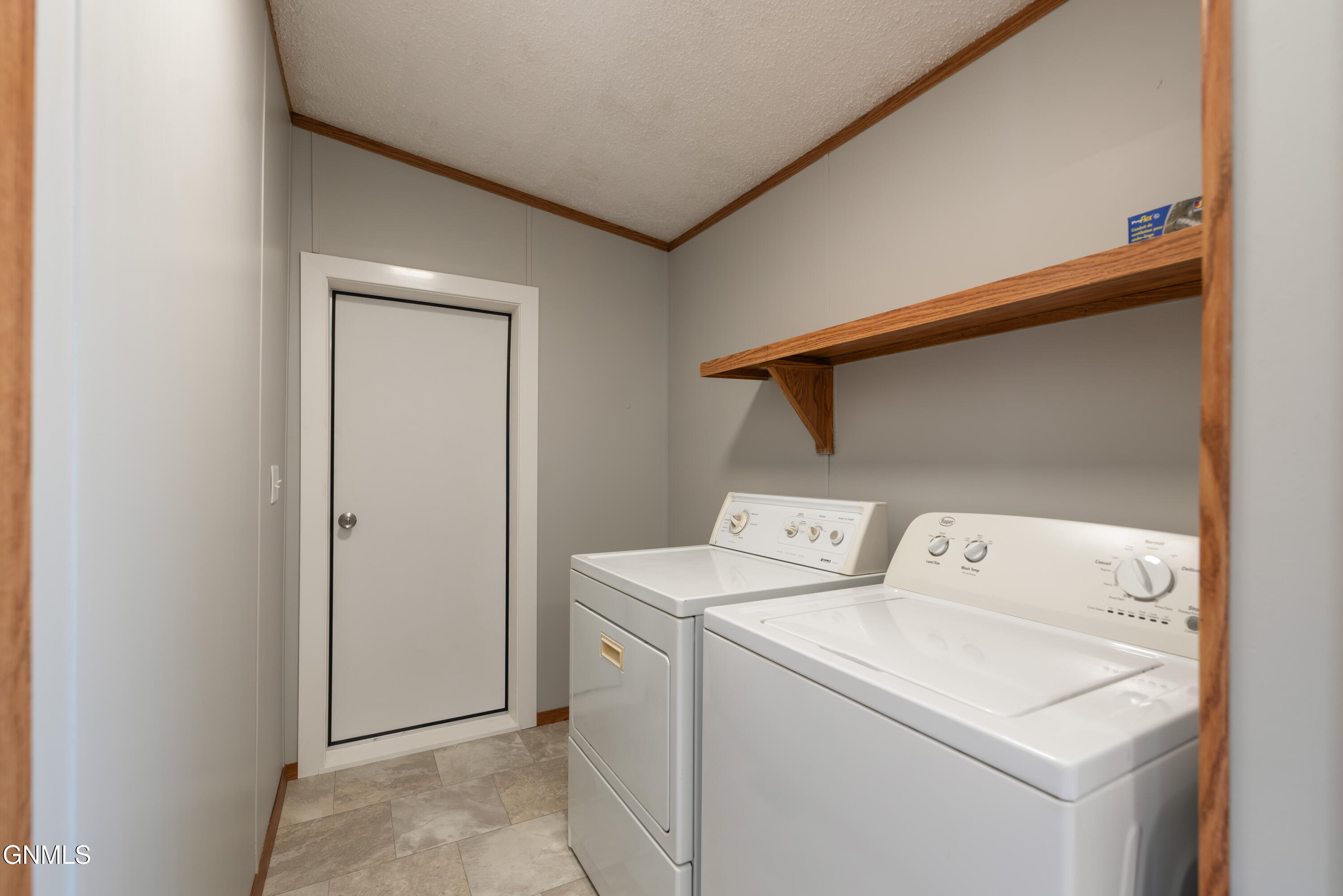 property viewer photo 13