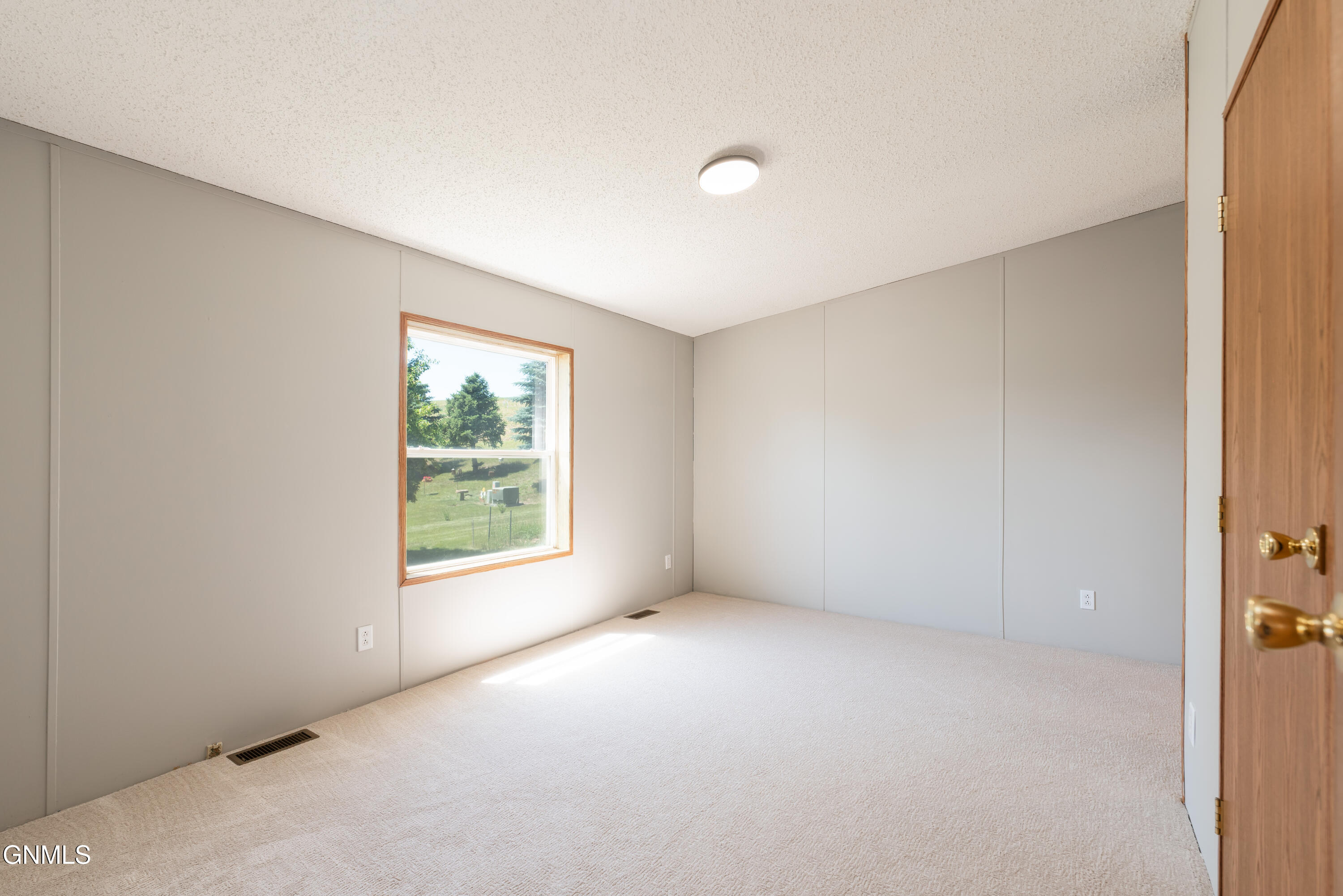 property viewer photo 14