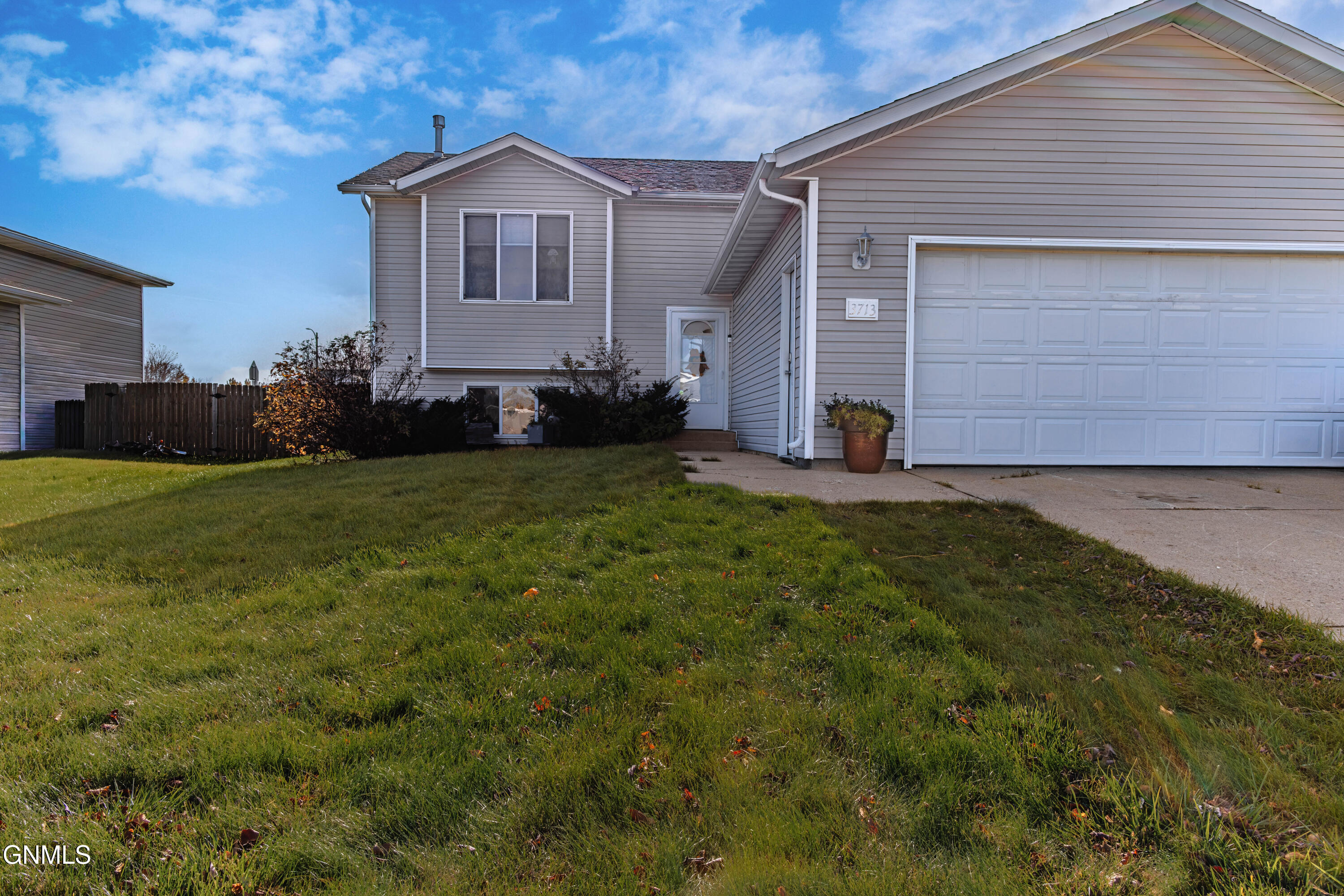 property viewer photo 1