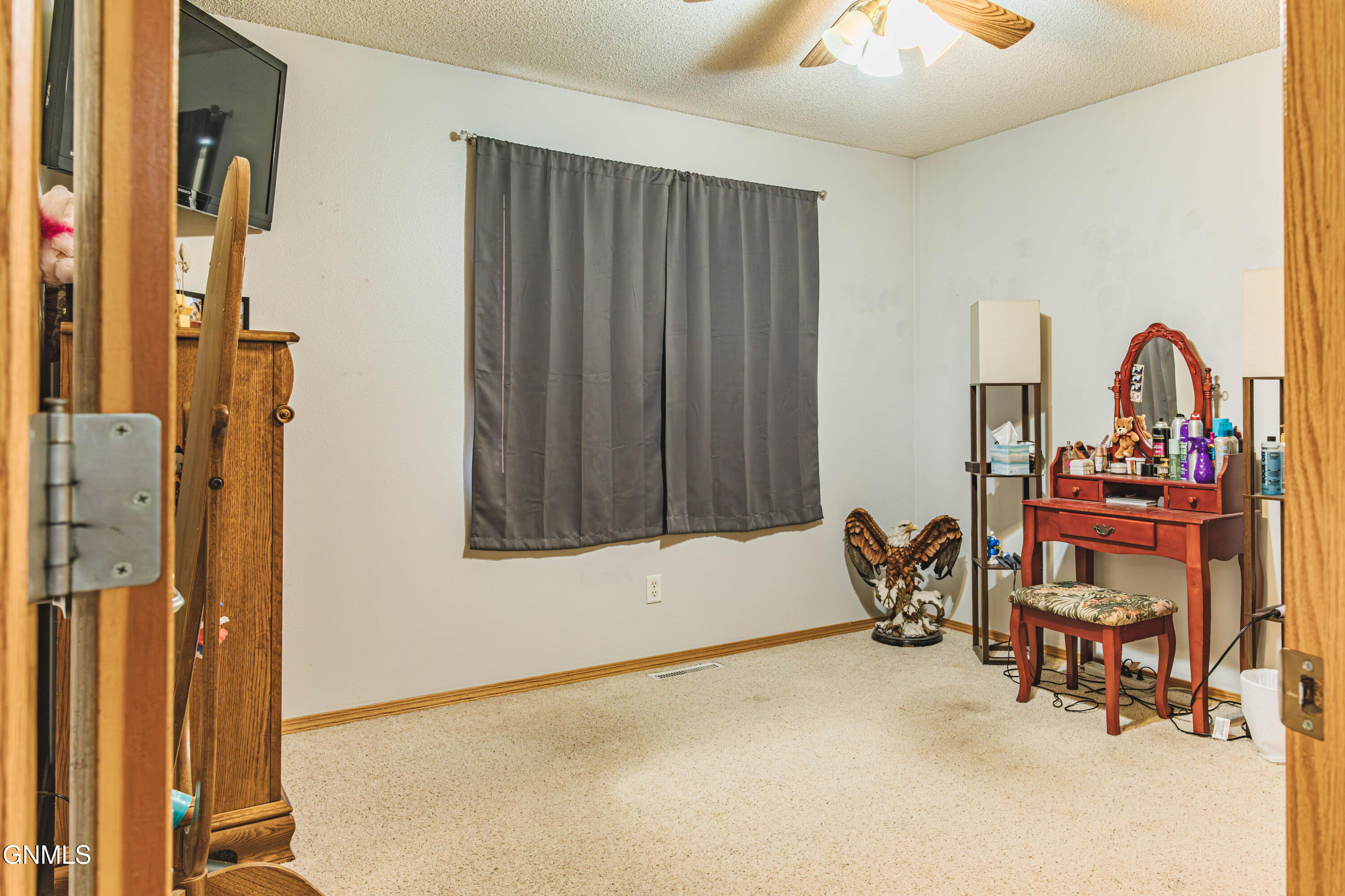 property viewer photo 12