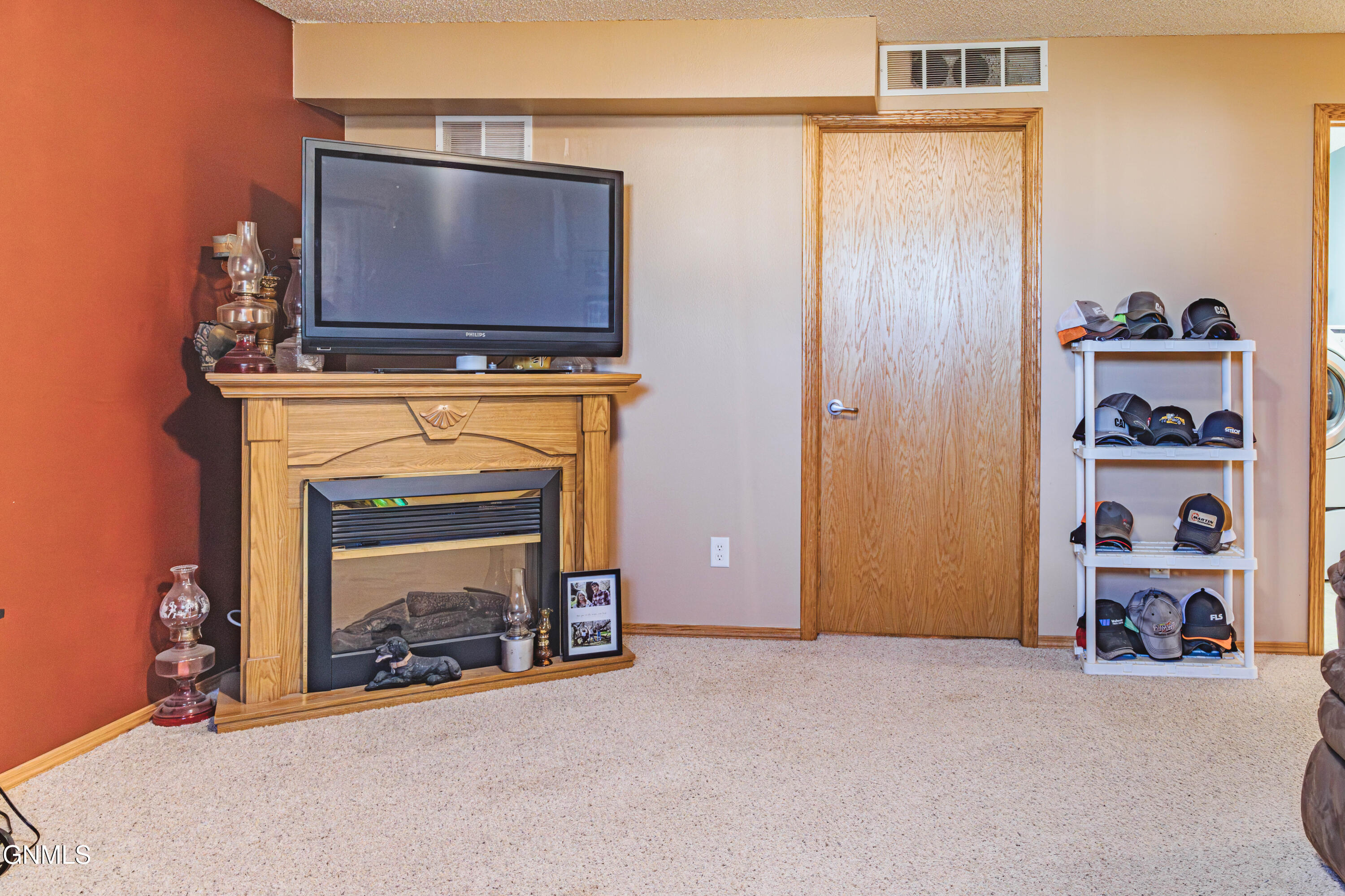 property viewer photo 27