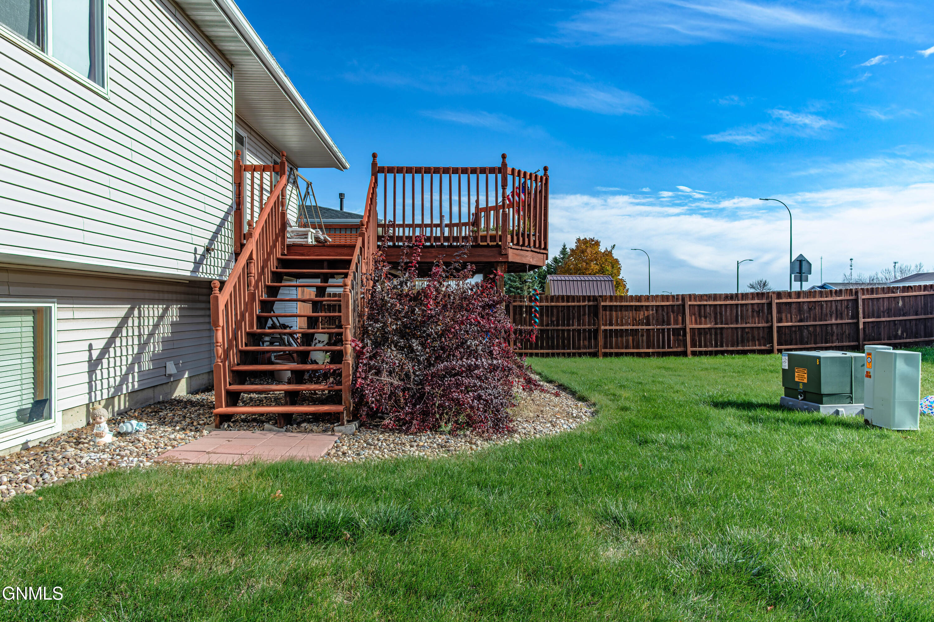 property viewer photo 44
