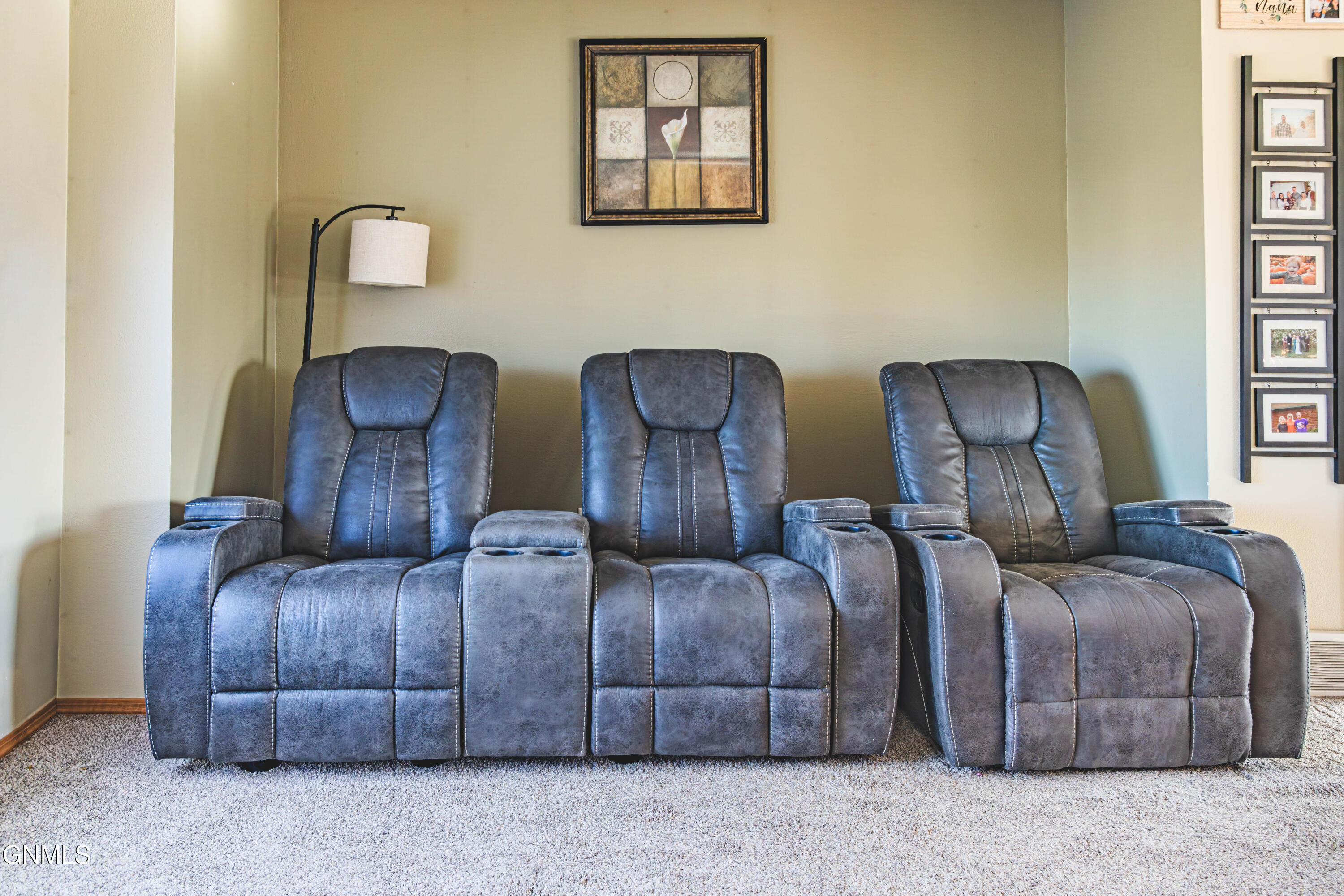 property viewer photo 6