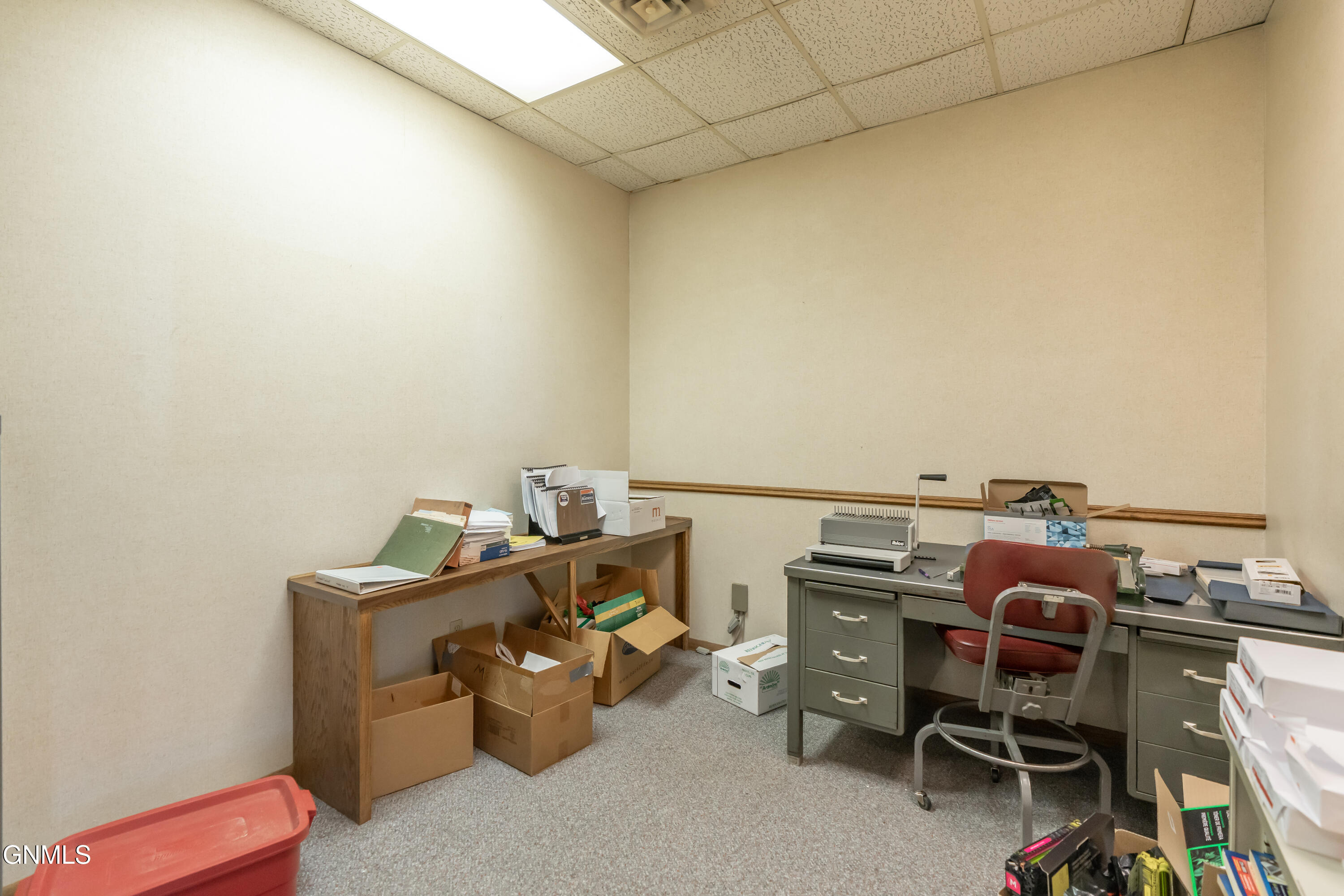 main property photo 12