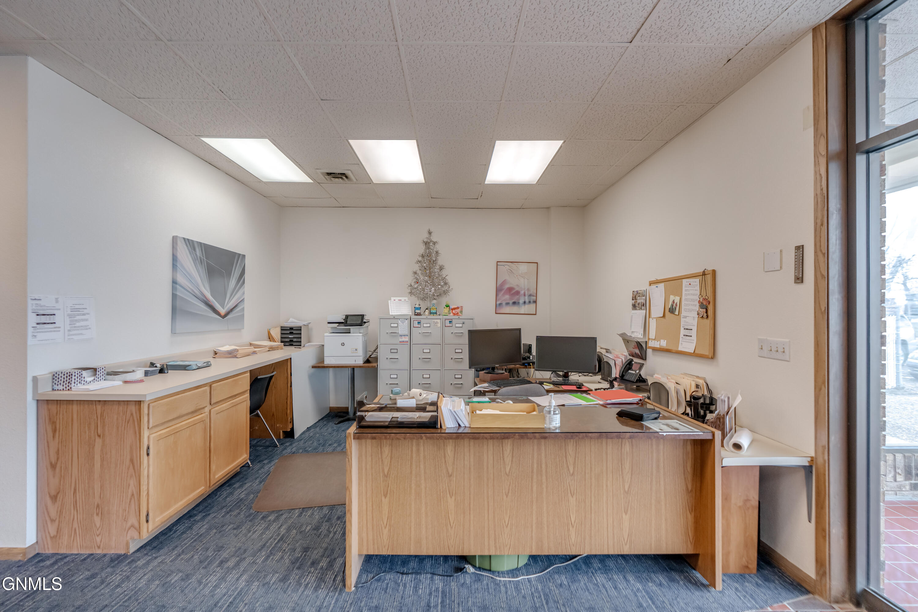 main property photo 9