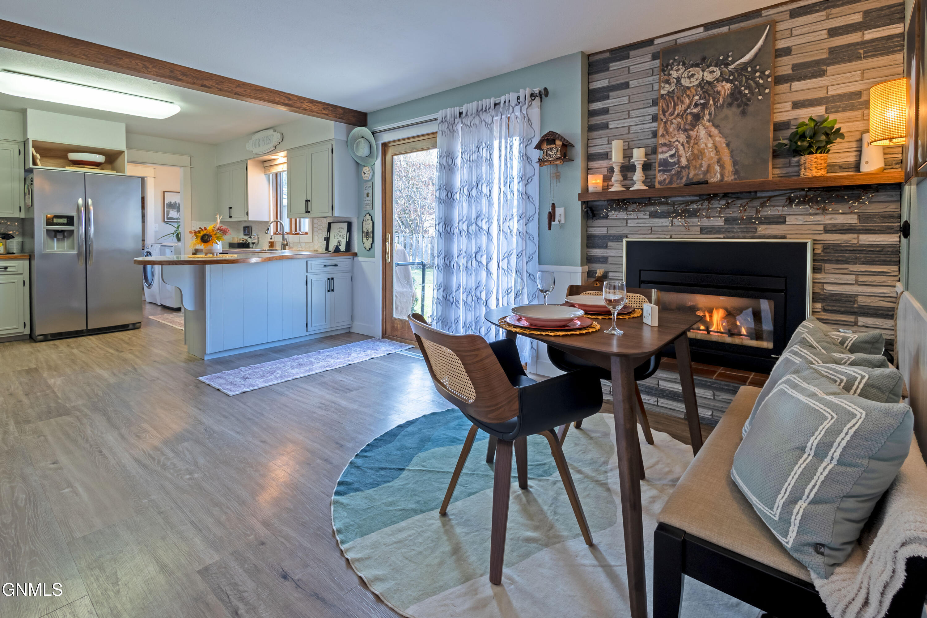 property viewer photo 11