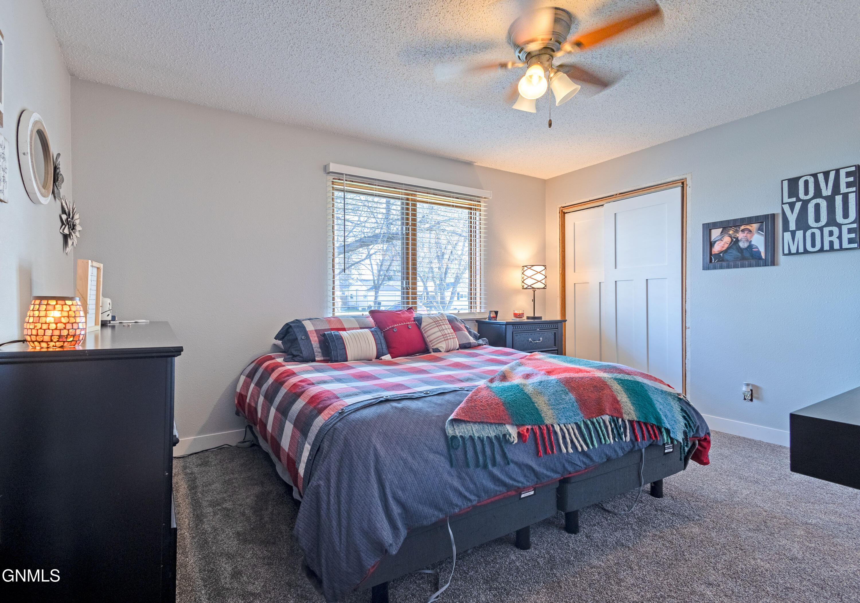 property viewer photo 23