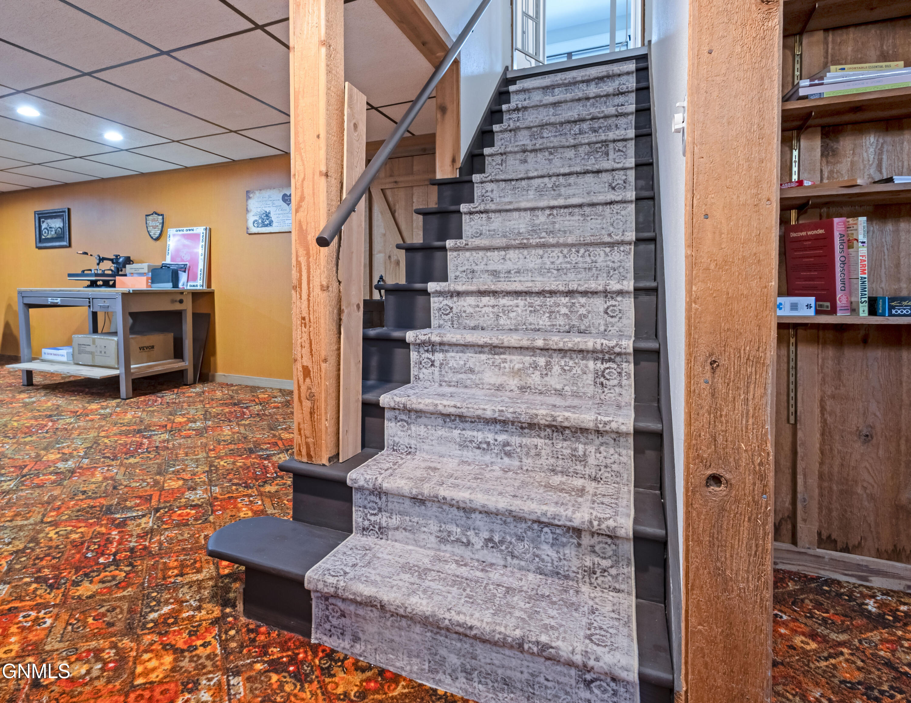property viewer photo 25