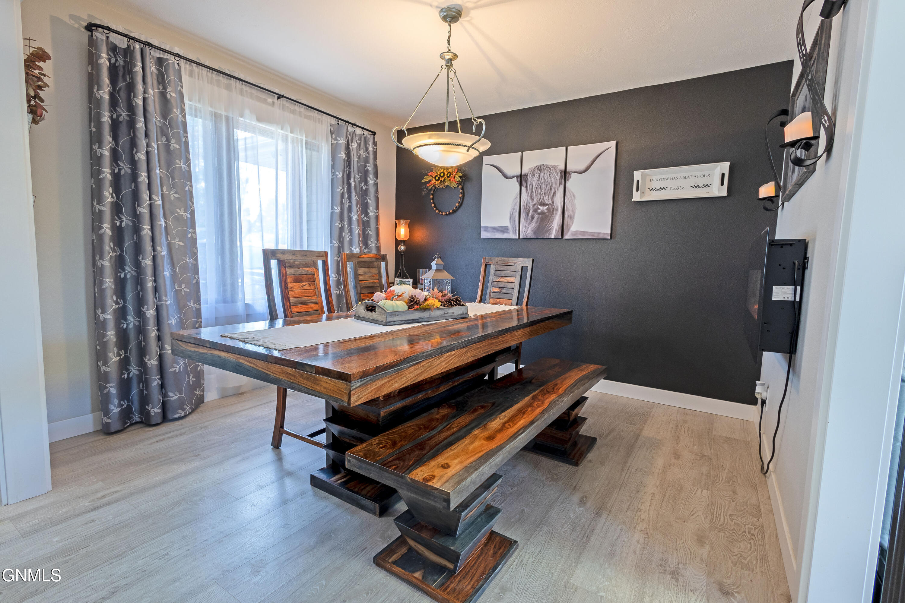 property viewer photo 5