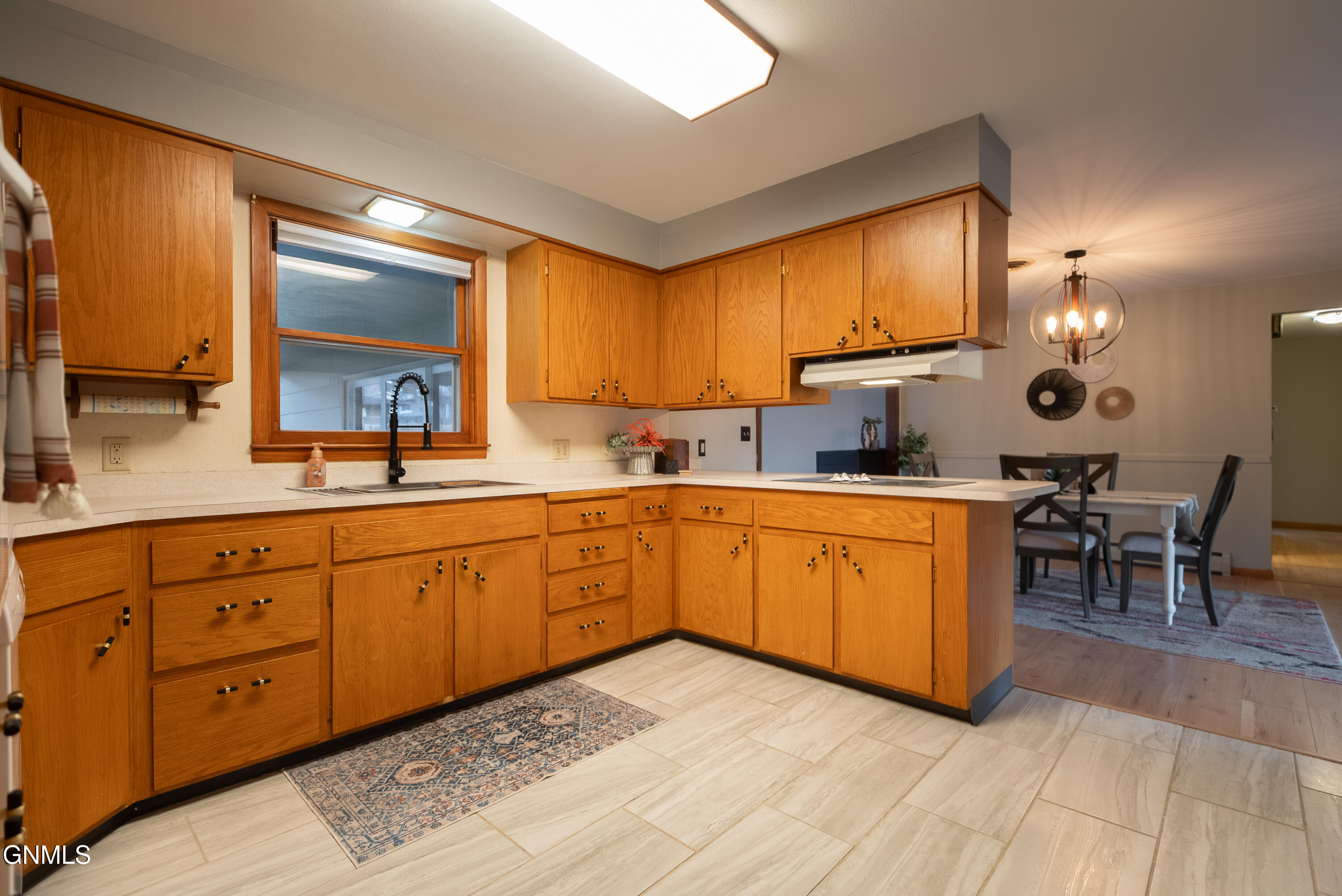 property viewer photo 13