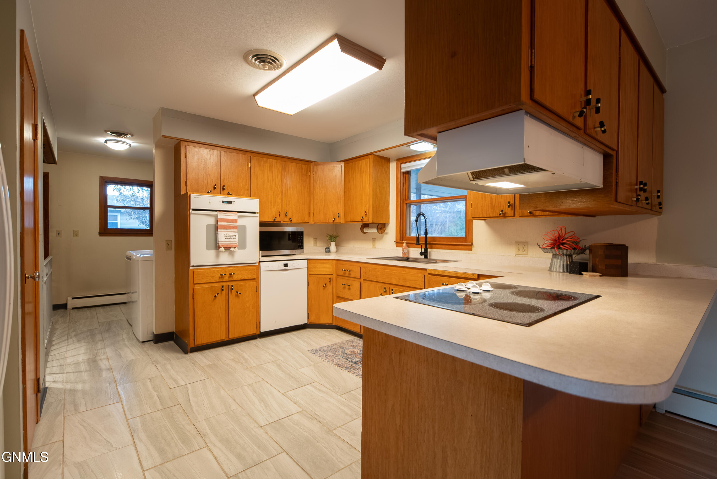 property viewer photo 14