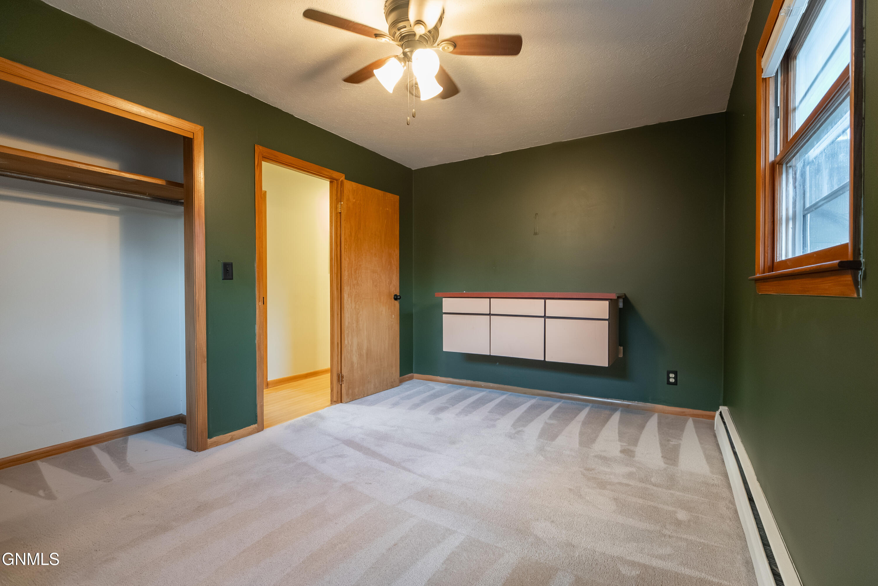property viewer photo 20