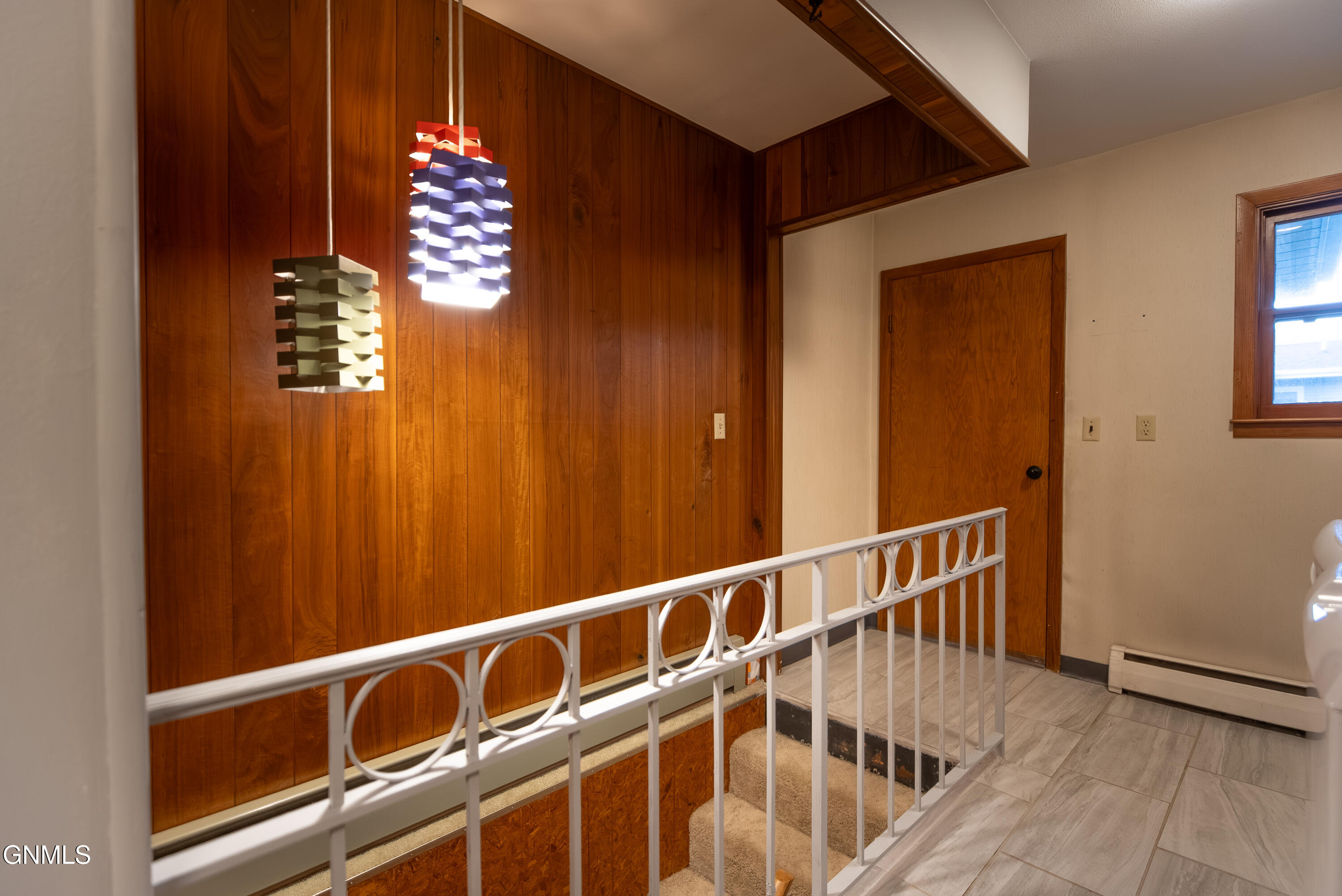 property viewer photo 25