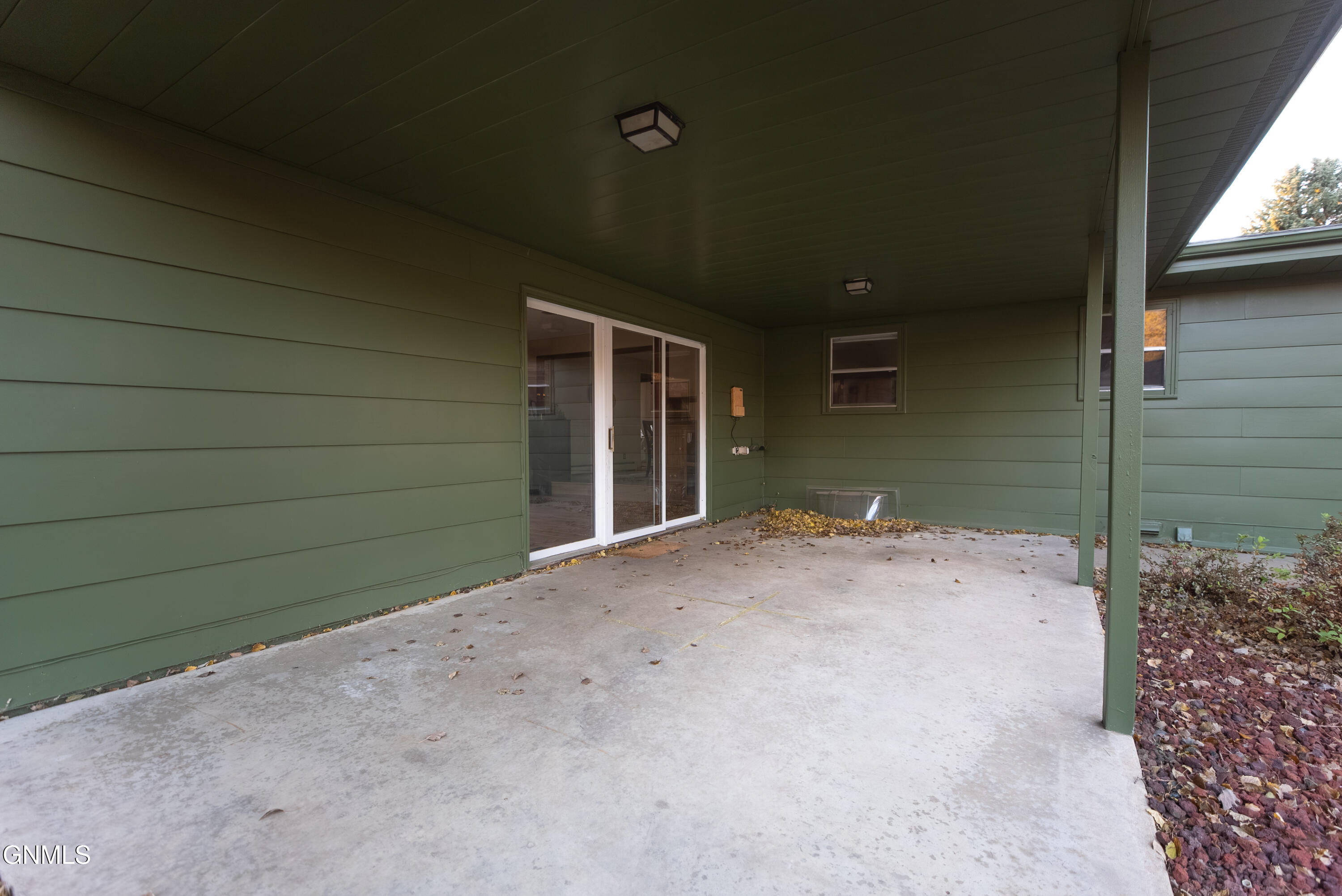 property viewer photo 29