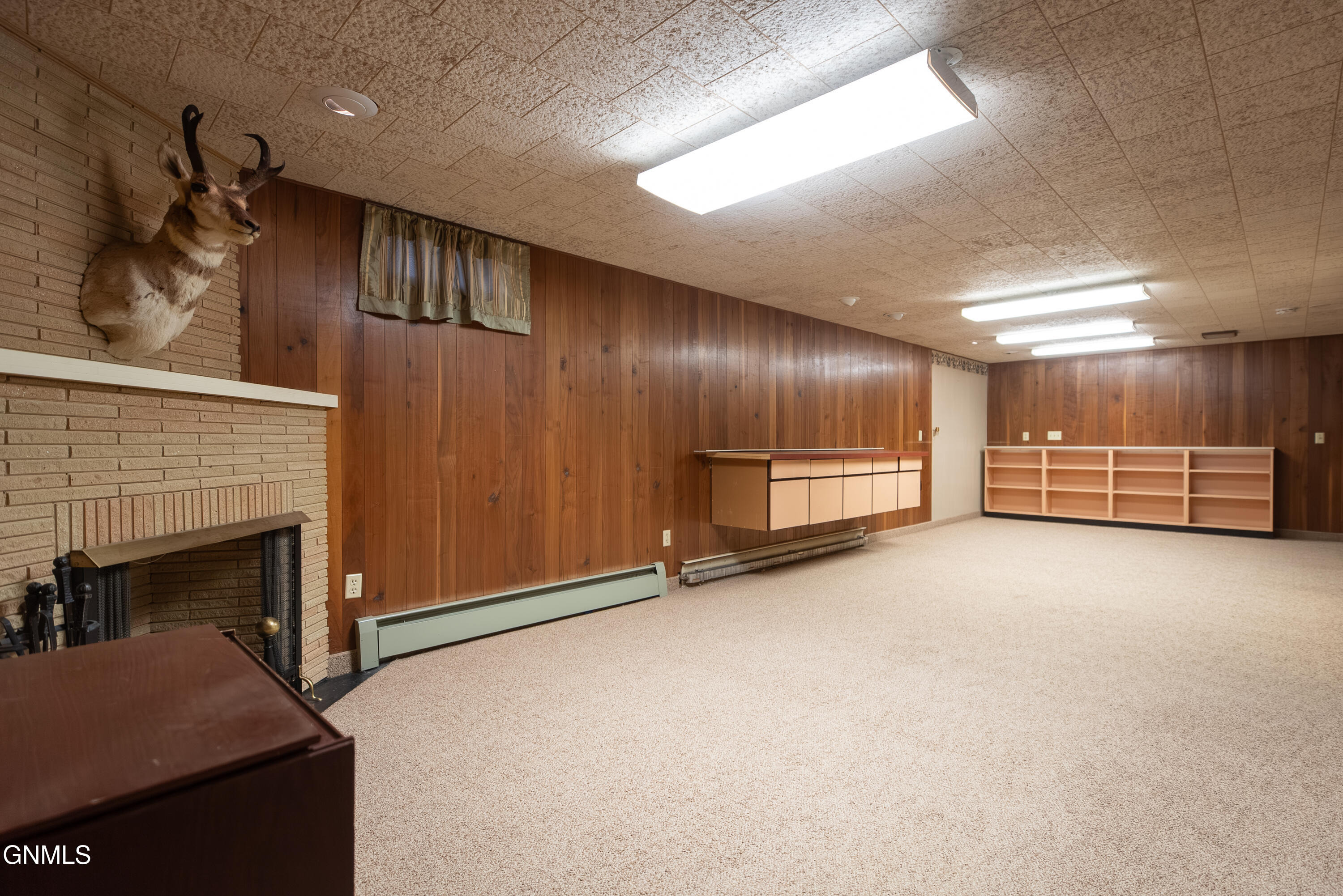 property viewer photo 36