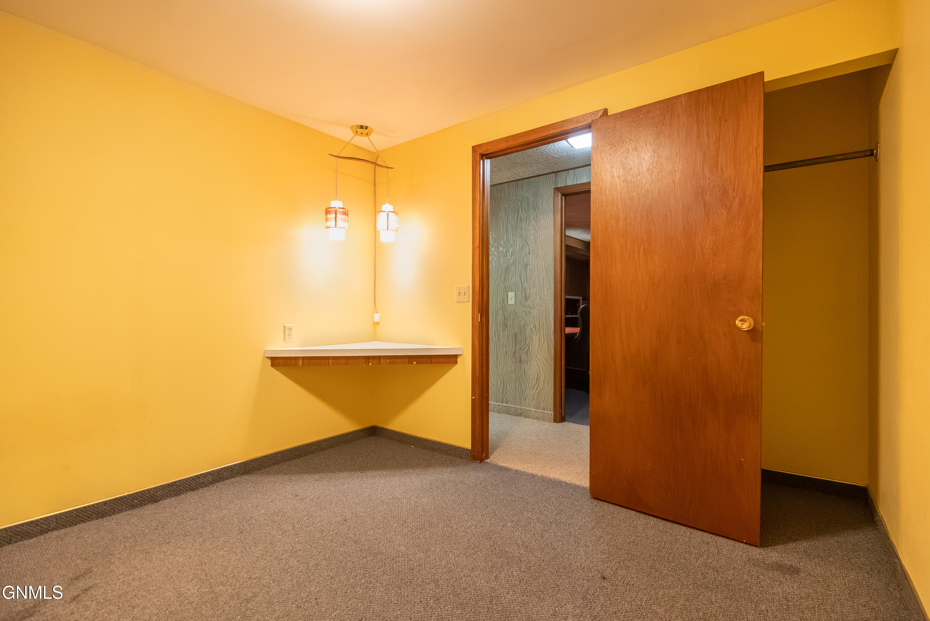 property viewer photo 41