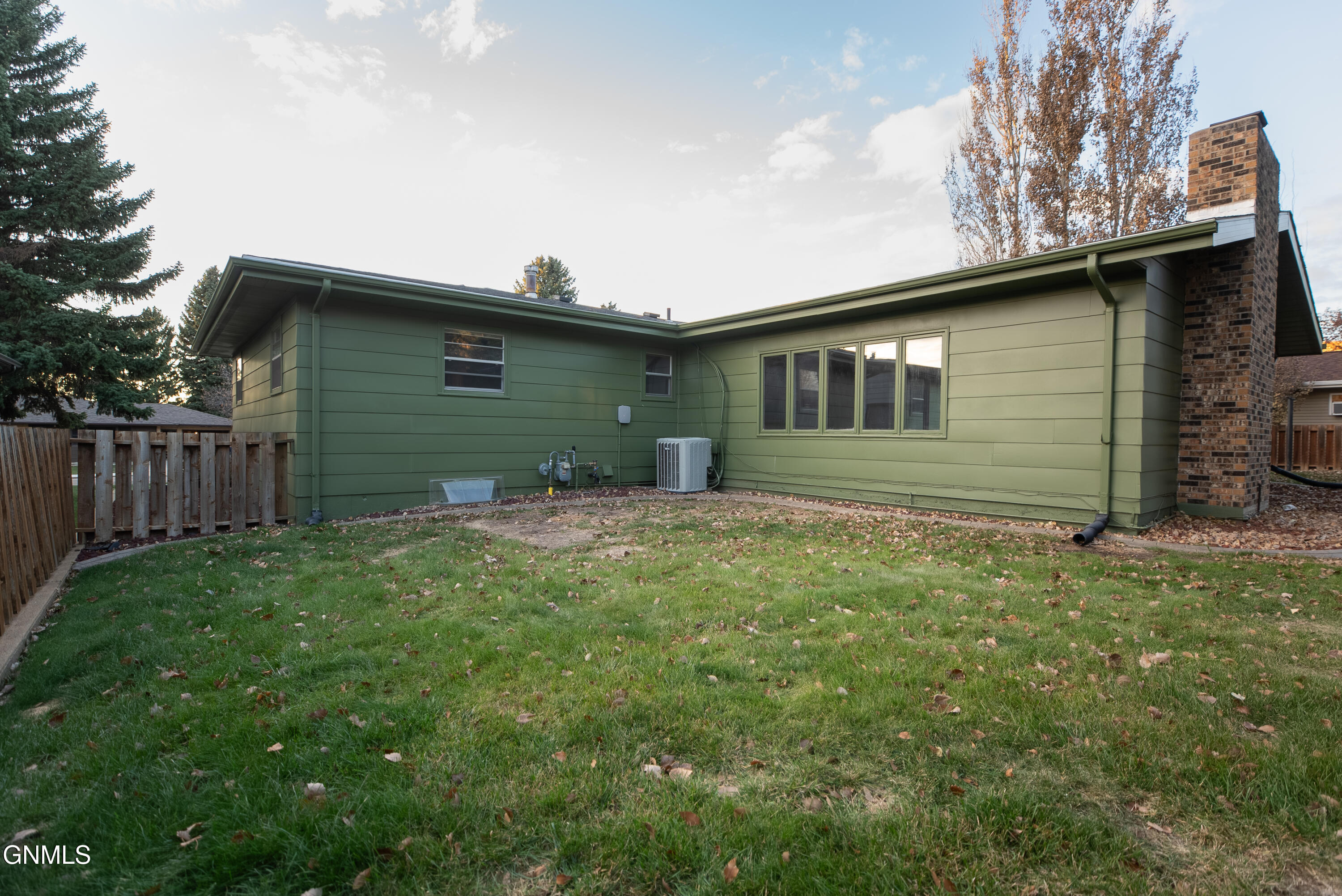 property viewer photo 53