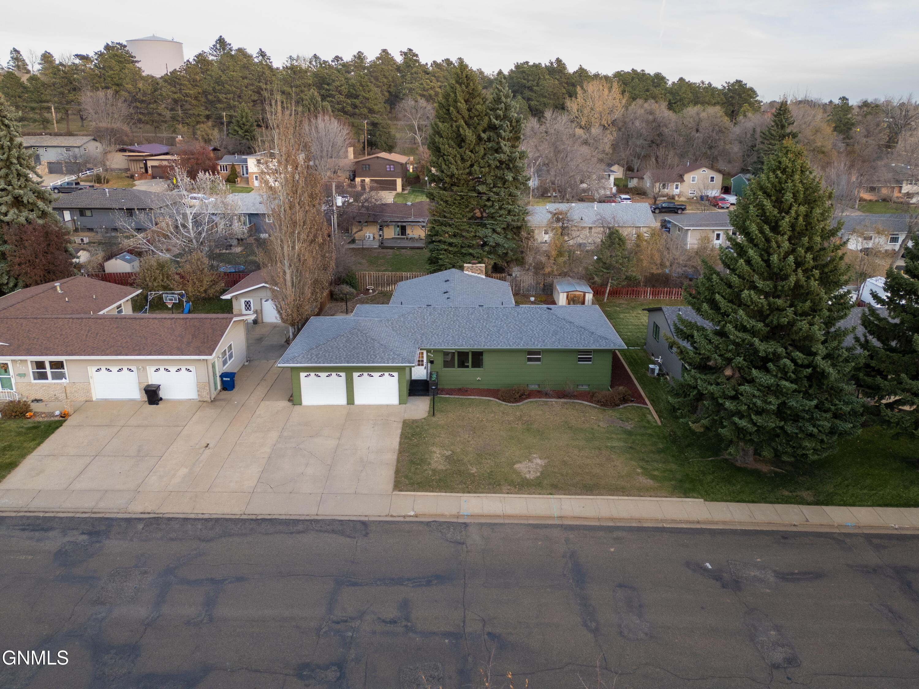 property viewer photo 57