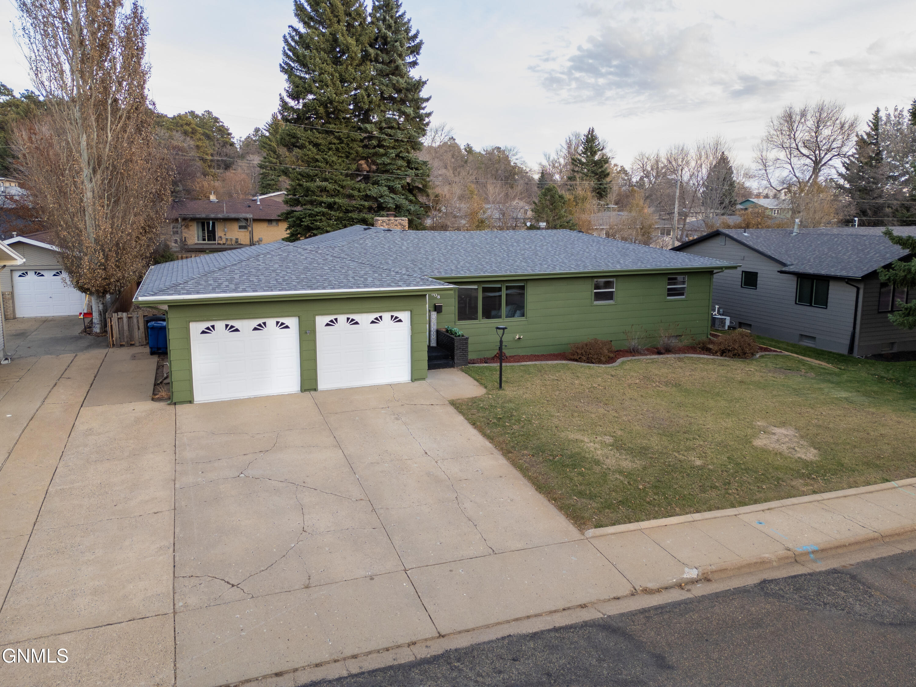 property viewer photo 61