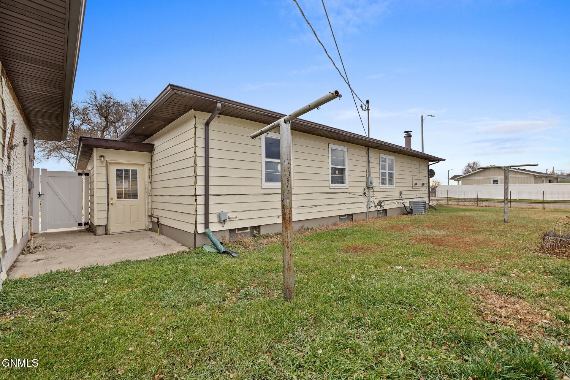 property viewer photo 14