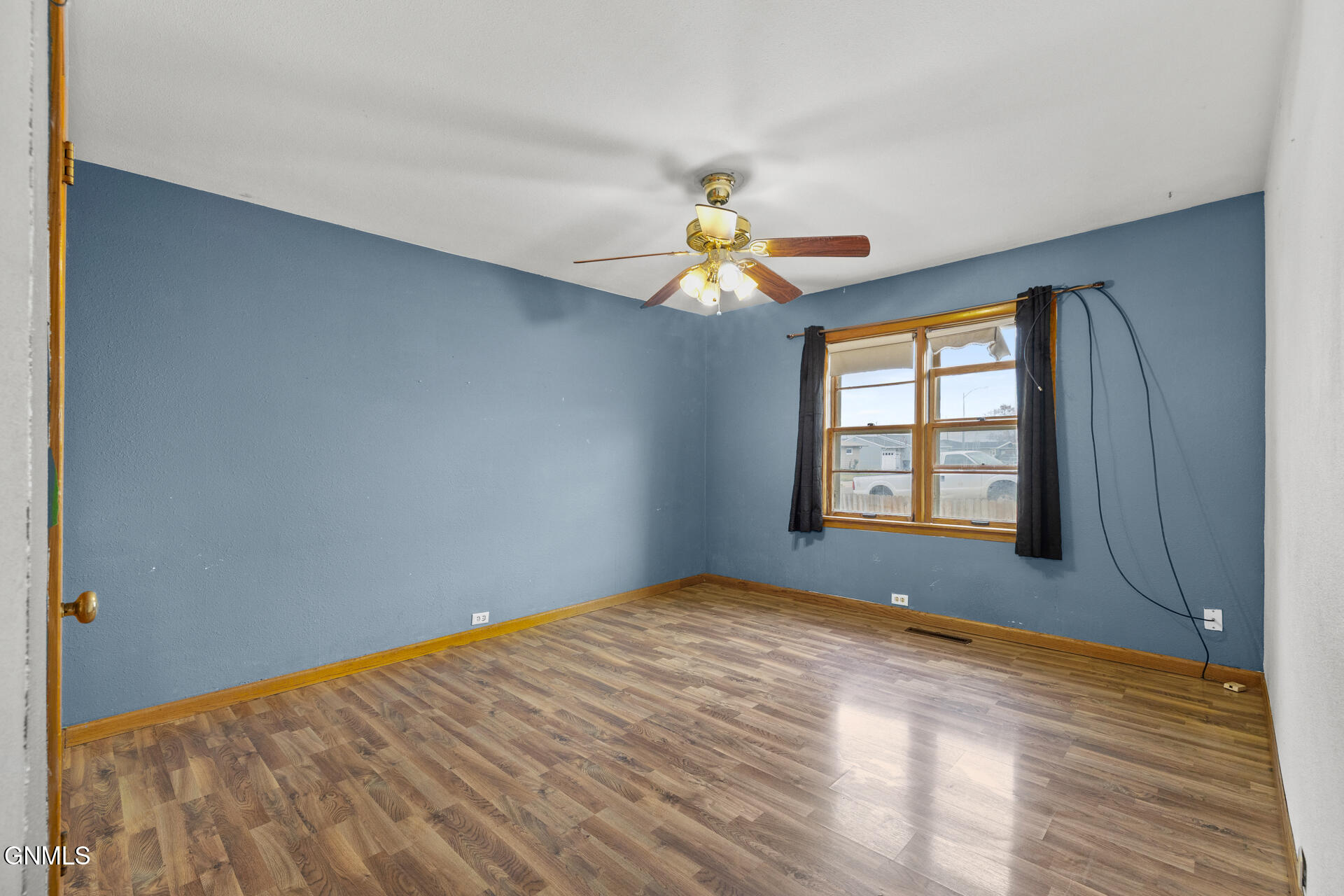 property viewer photo 21