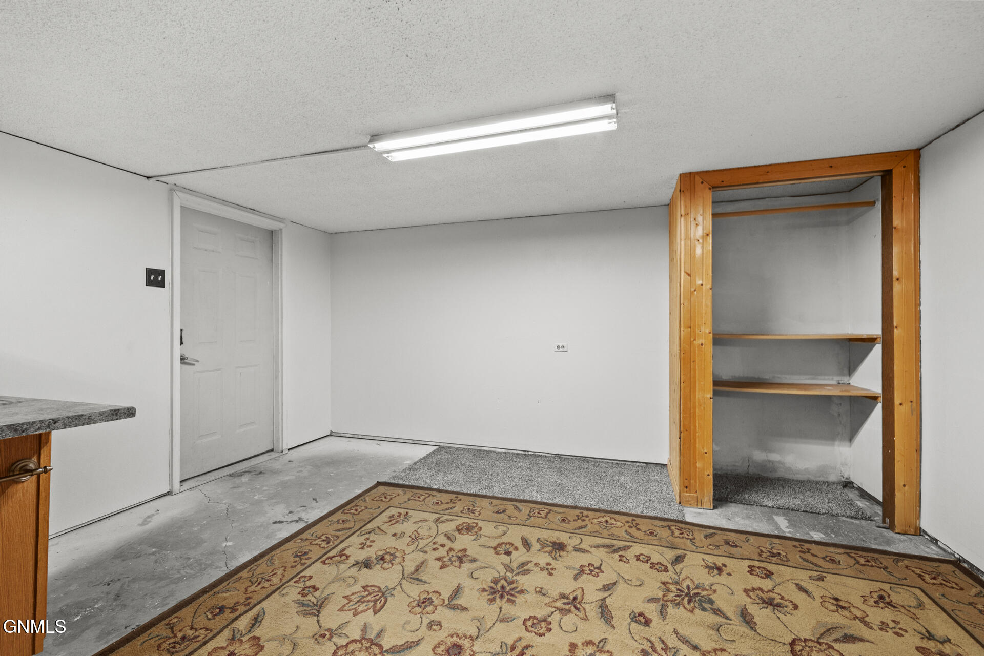 property viewer photo 22