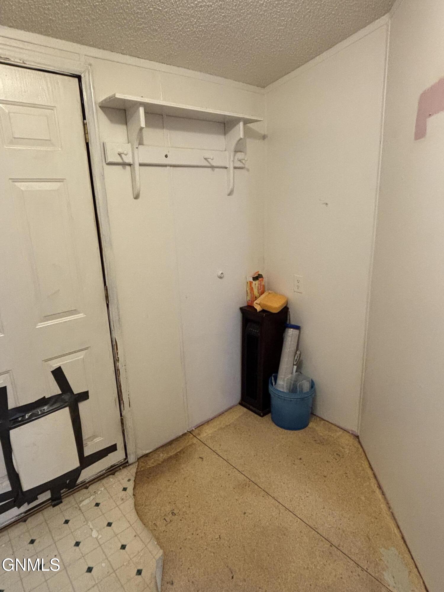 property viewer photo 16