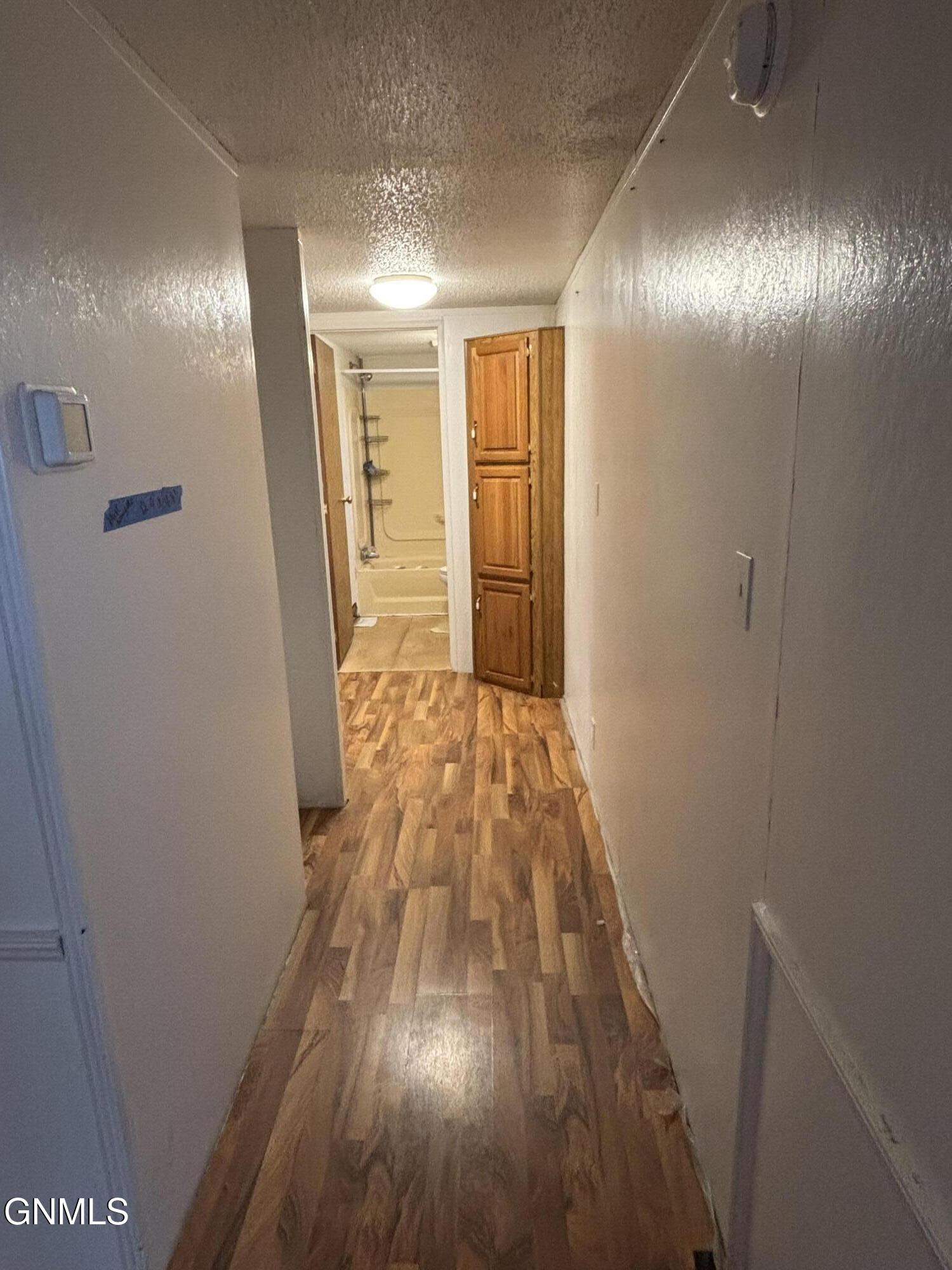 property viewer photo 20