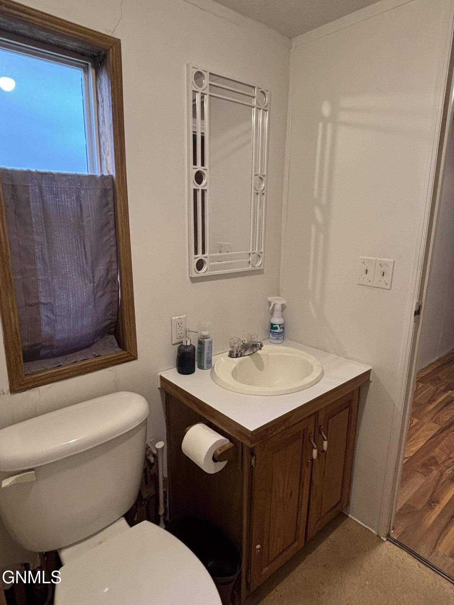 property viewer photo 25