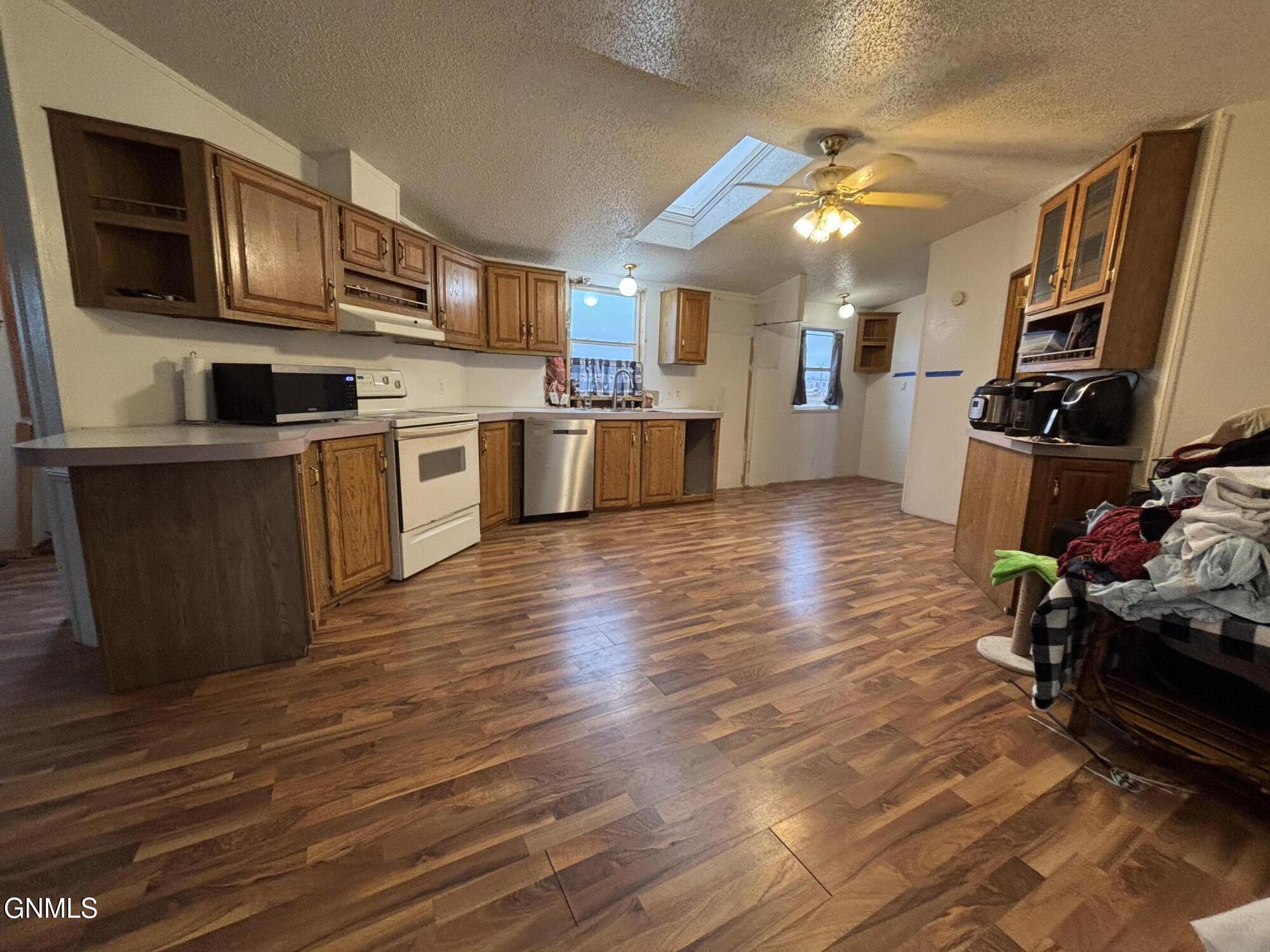 property viewer photo 8