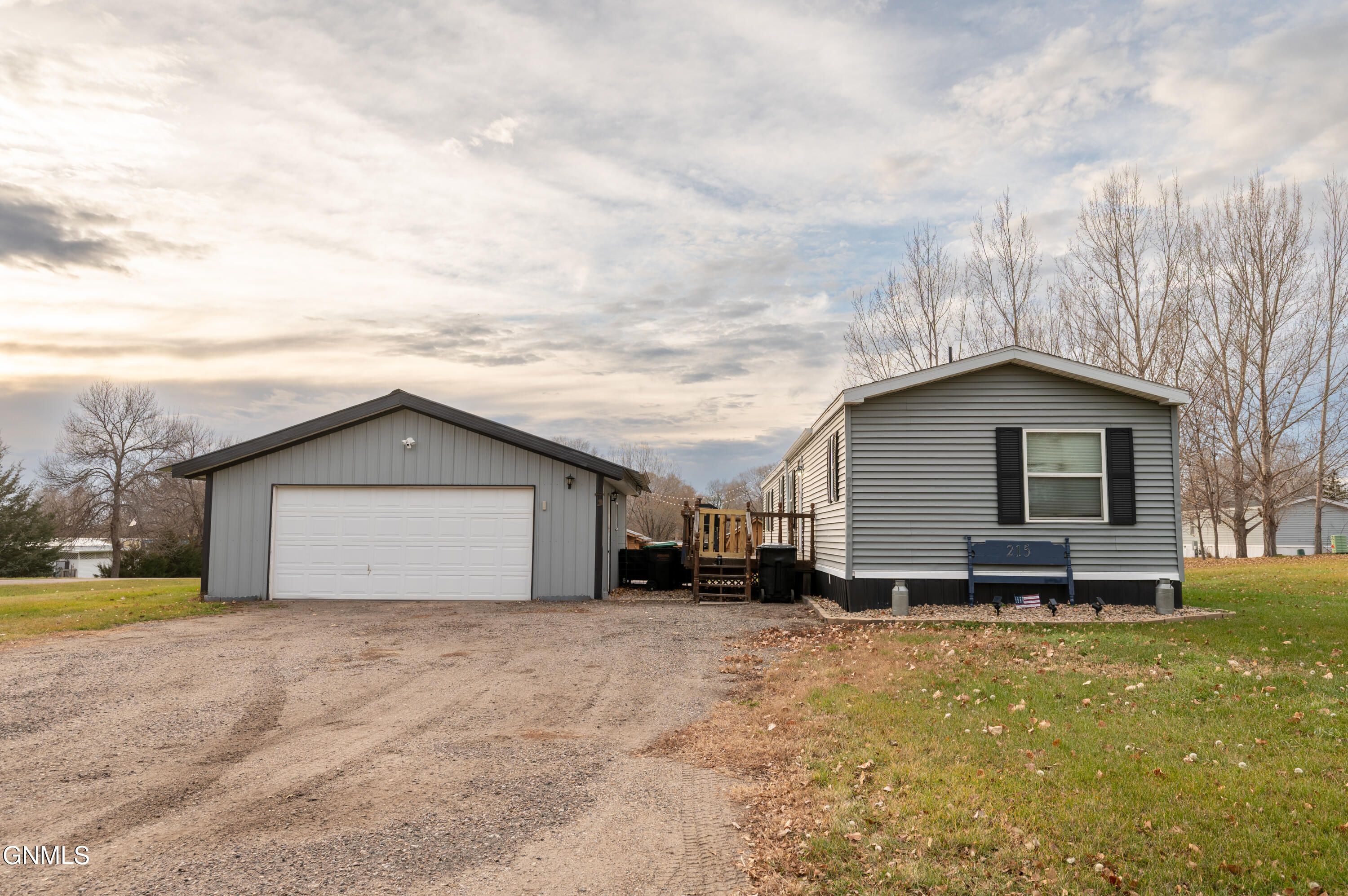 property viewer photo 1